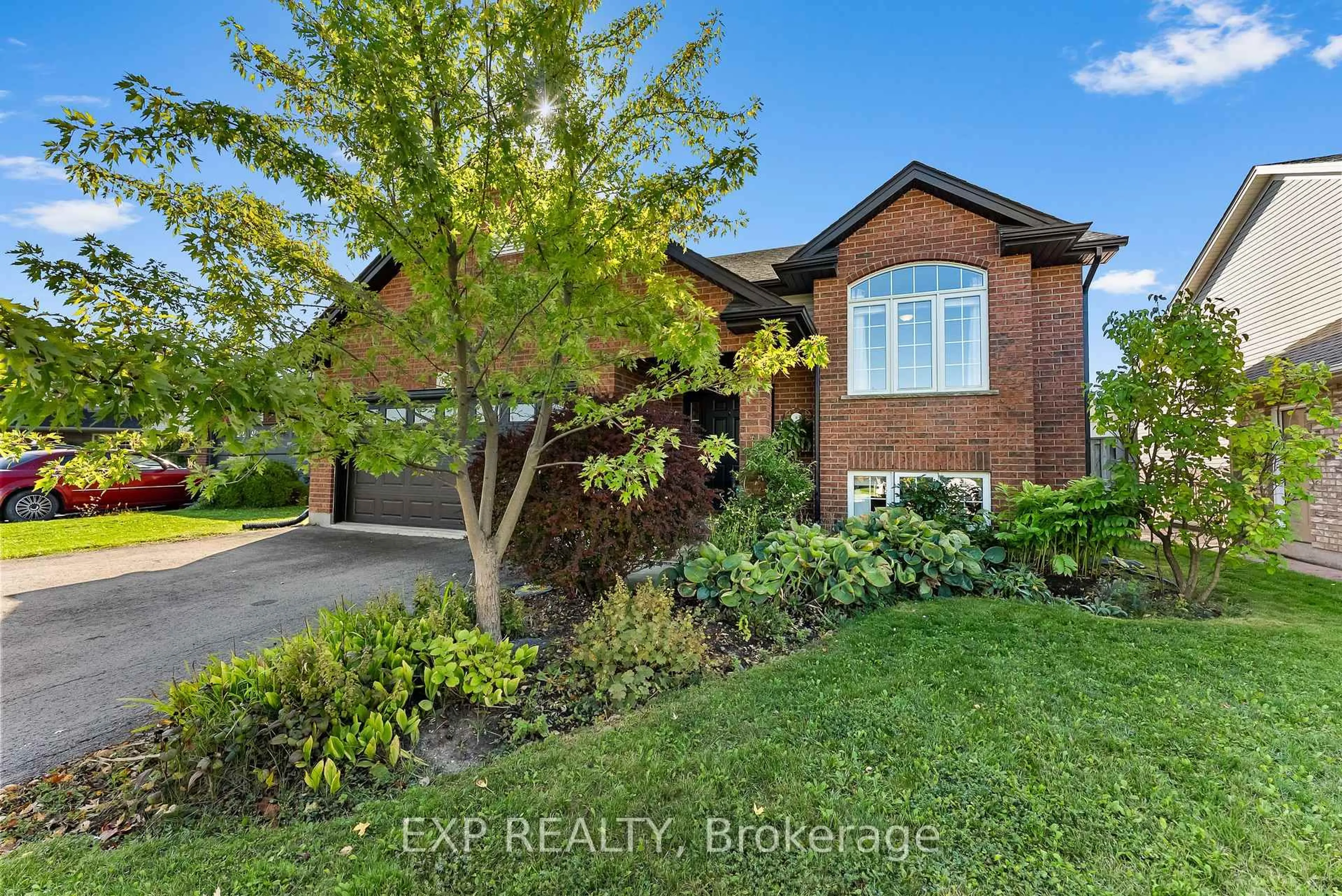 Home with brick exterior material, water/lake/river/ocean view for 8 Lindan St, West Lincoln Ontario L0R 2A0