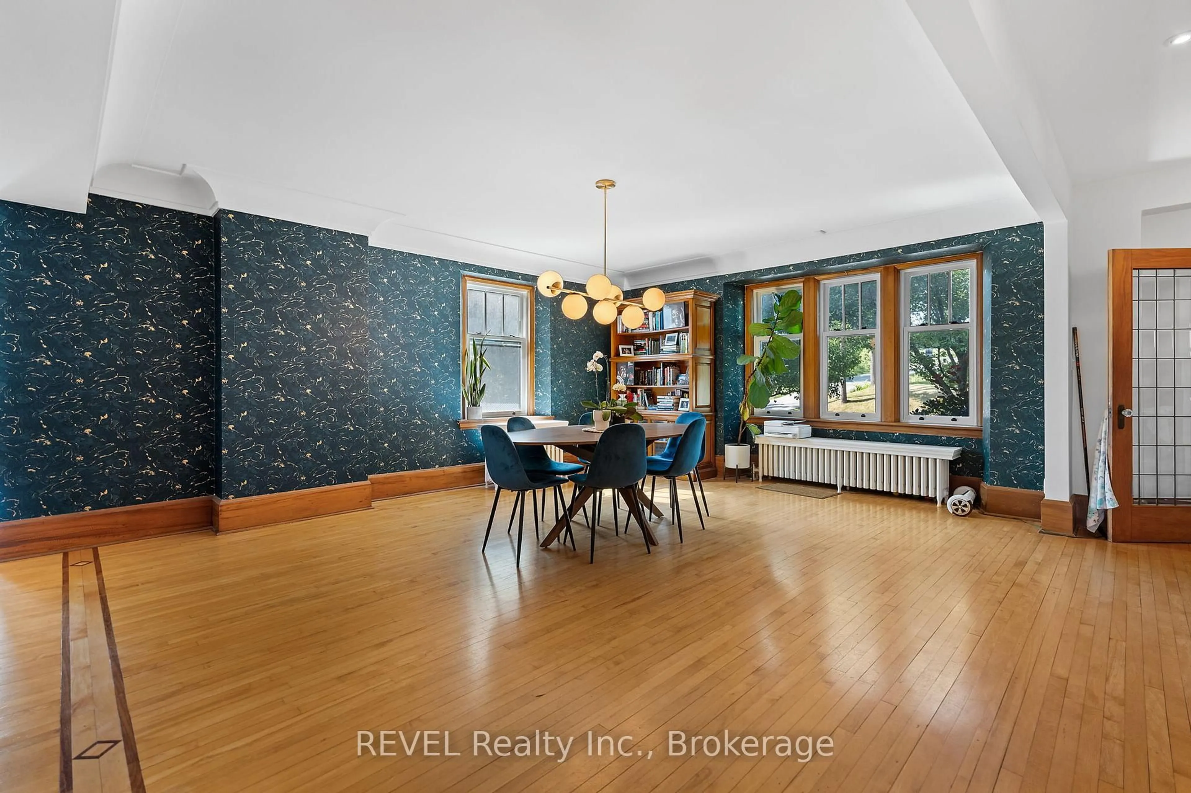 Dining room, unknown for 3543 King St, Lincoln Ontario L0R 2C0