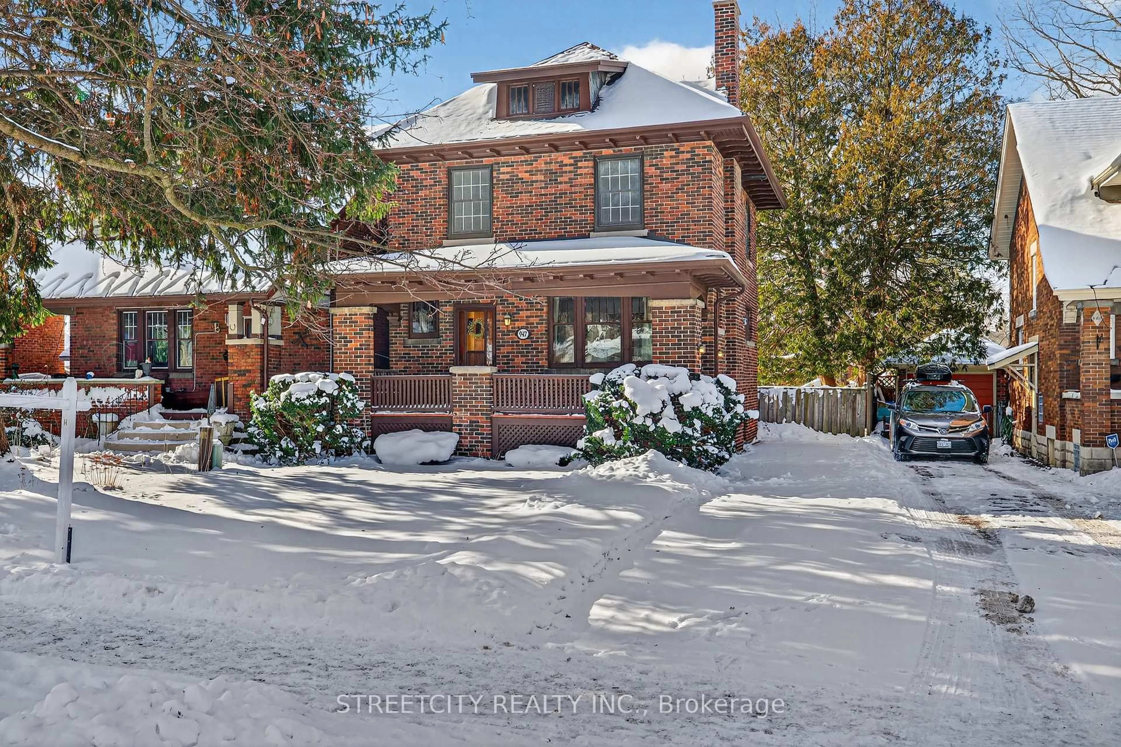 Home with brick exterior material, street for 947 Maitland St, London East Ontario N5Y 2X3