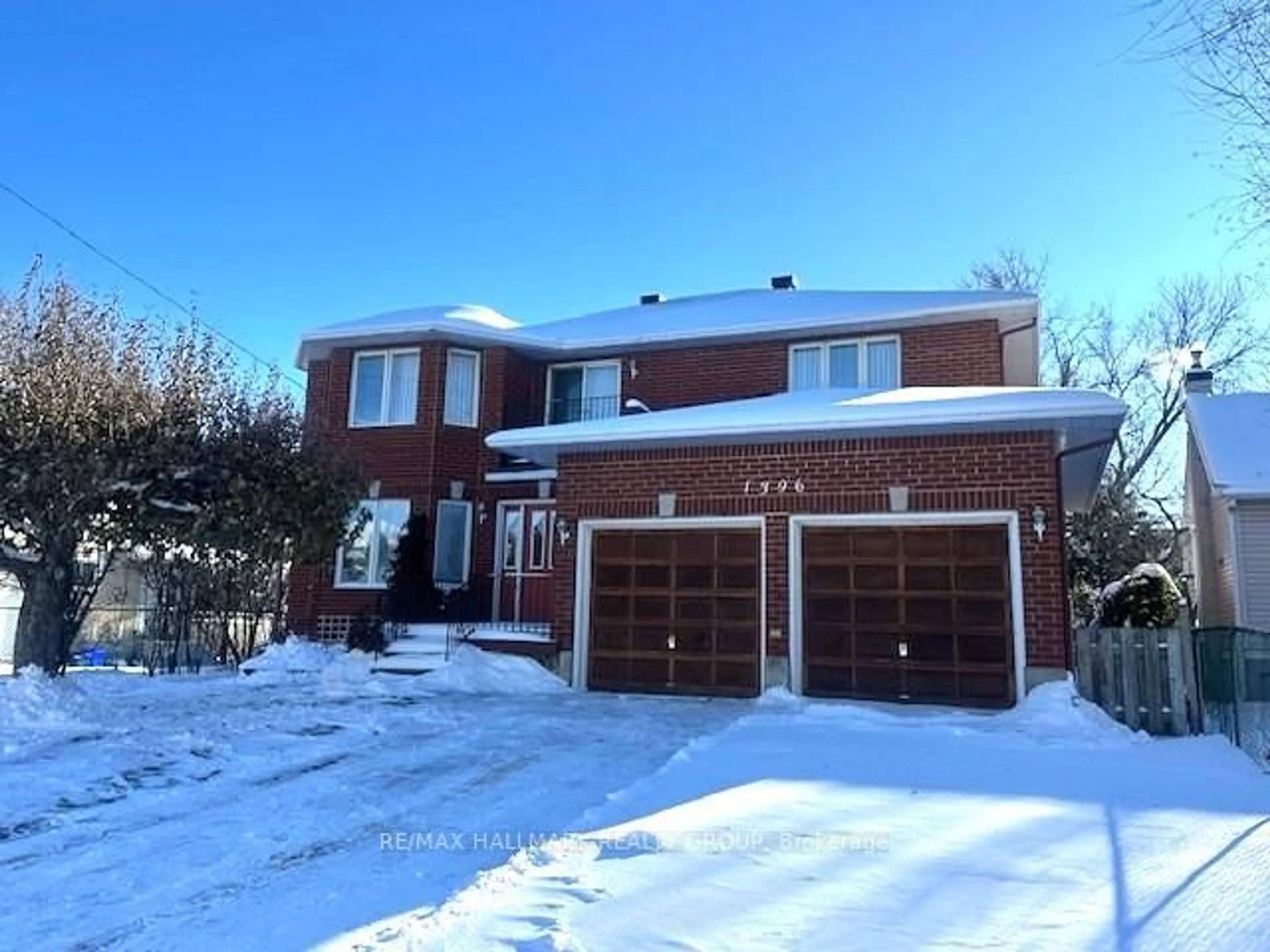 Home with brick exterior material, street for 1396 Larose Ave, Ottawa Ontario K1Z 7X7