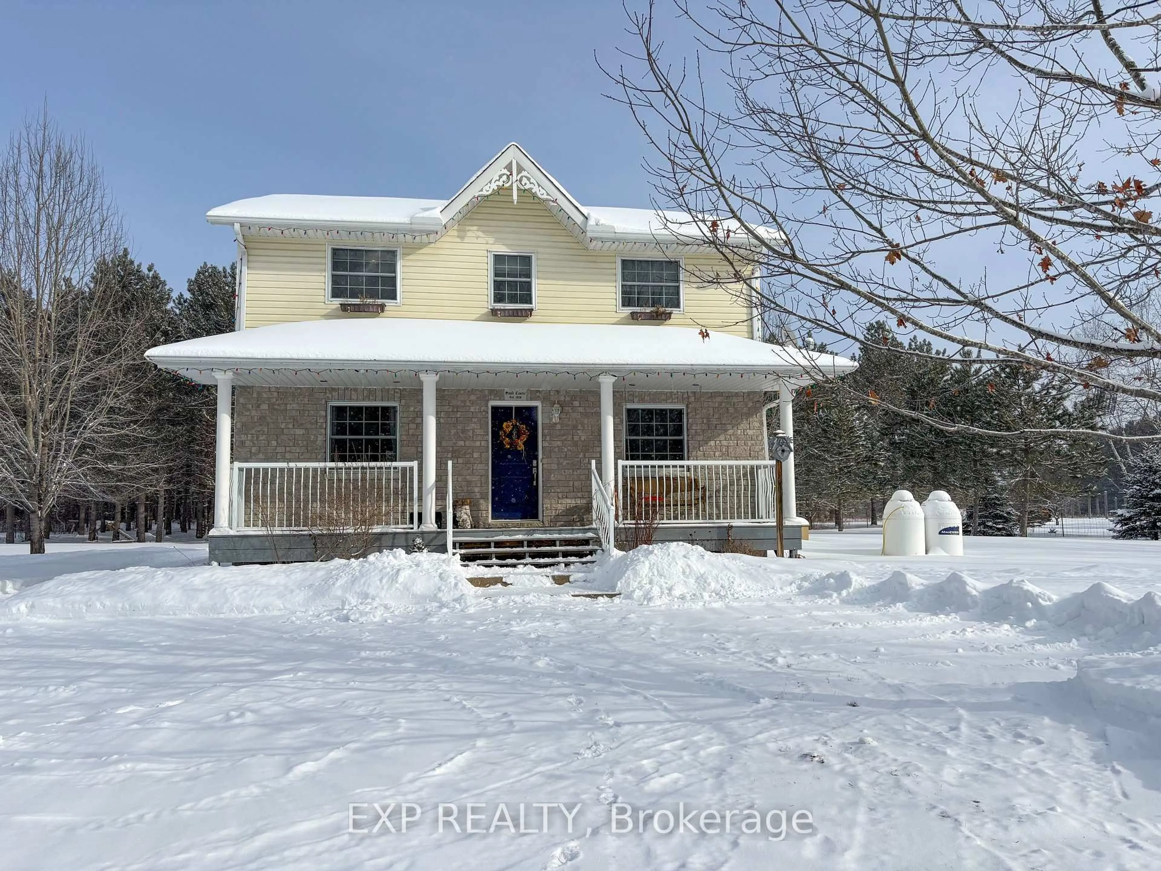 A pic from outside/outdoor area/front of a property/back of a property/a pic from drone, building for 2296 Eady Rd, Renfrew Ontario K7V 3Z8