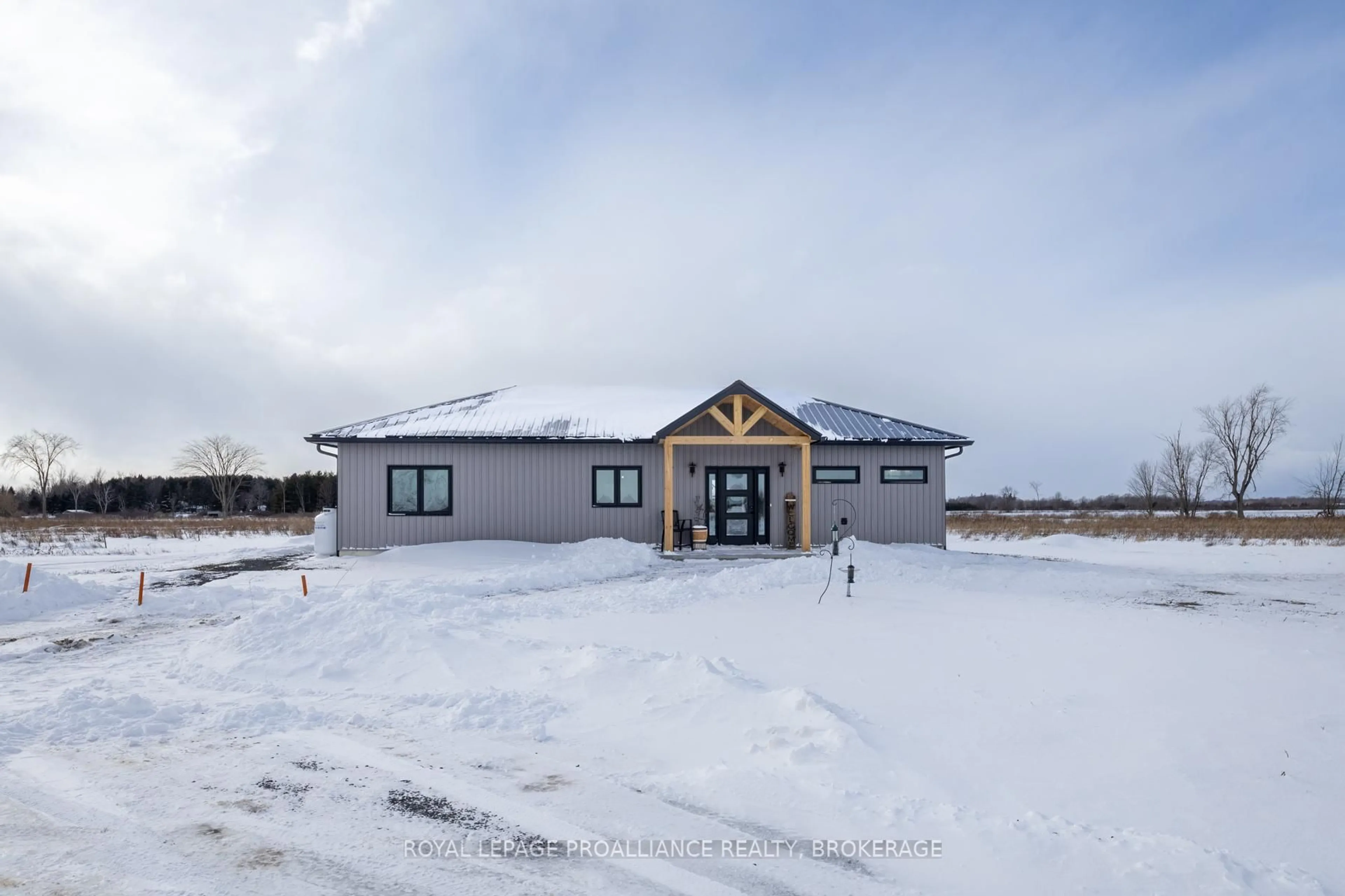 Unknown for 292 Kyes Rd, Front of Leeds & Seeleys Bay Ontario K0E 1L0