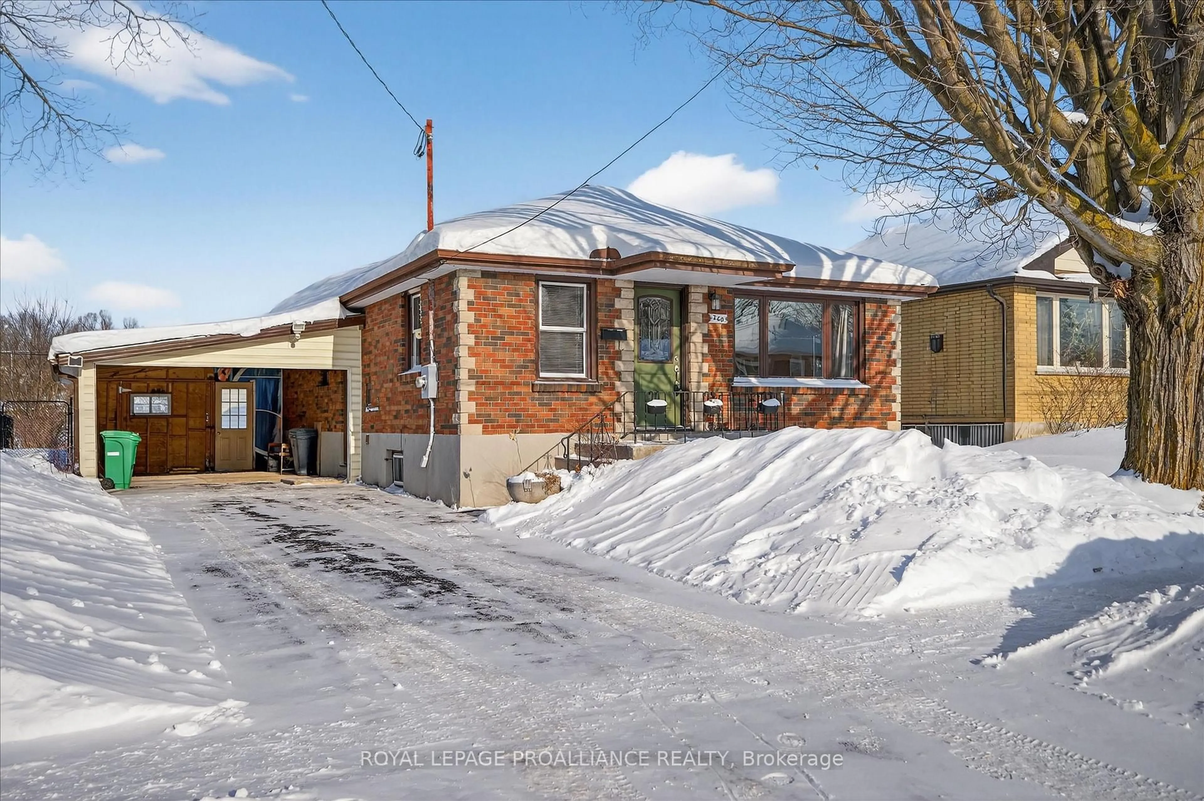 Unknown for 260 Bellevue St, Peterborough Ontario K9H 5E5