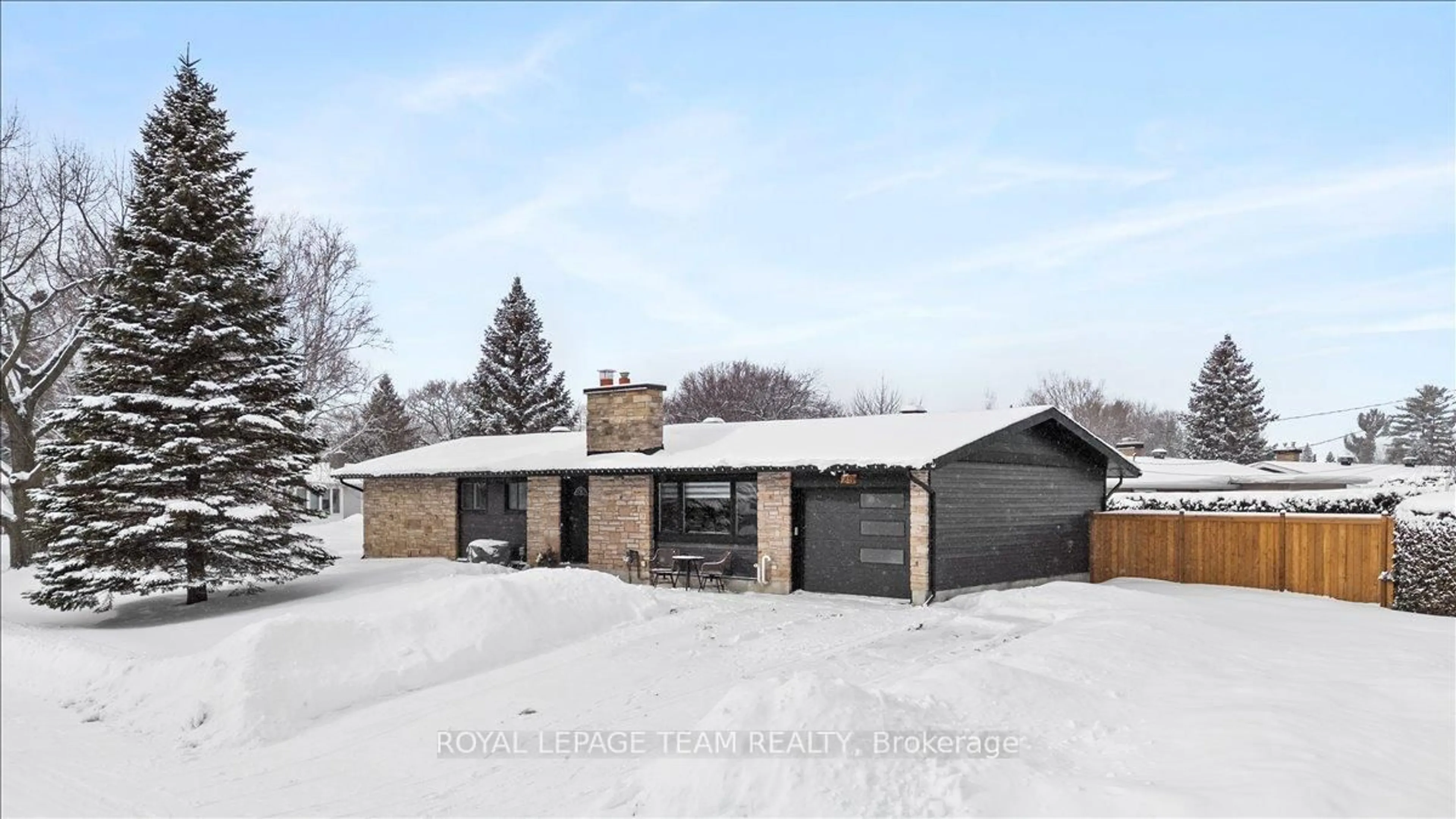 Unknown for 20 Whitburn Cres, Ottawa Ontario K2H 5K6