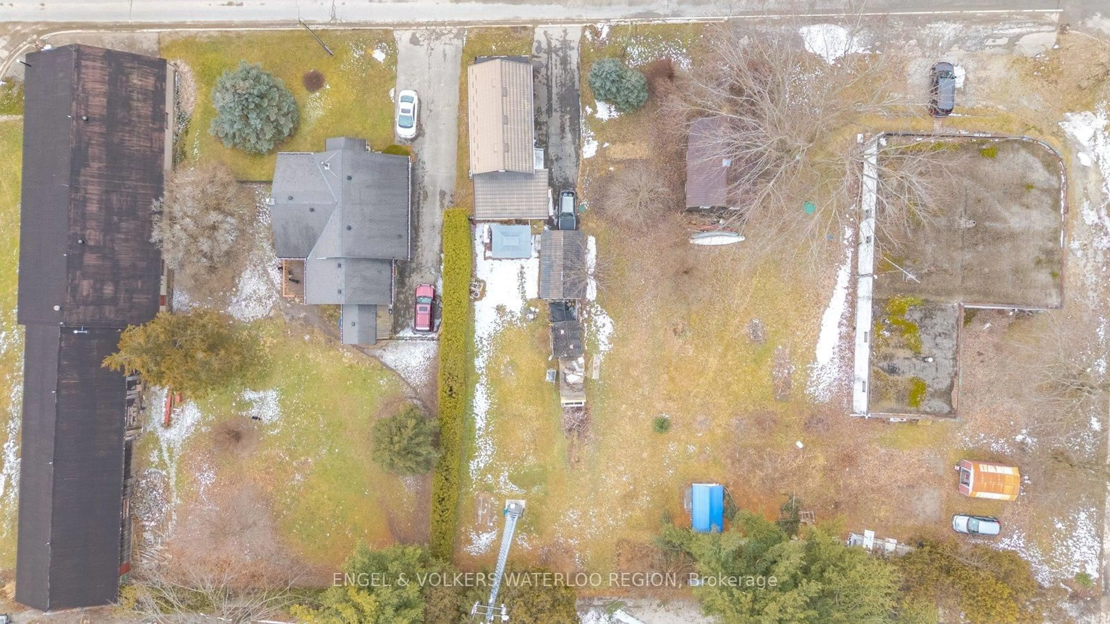 A pic from outside/outdoor area/front of a property/back of a property/a pic from drone, street for 3796 Teeterville Rd, Norfolk Ontario N0E 1S0