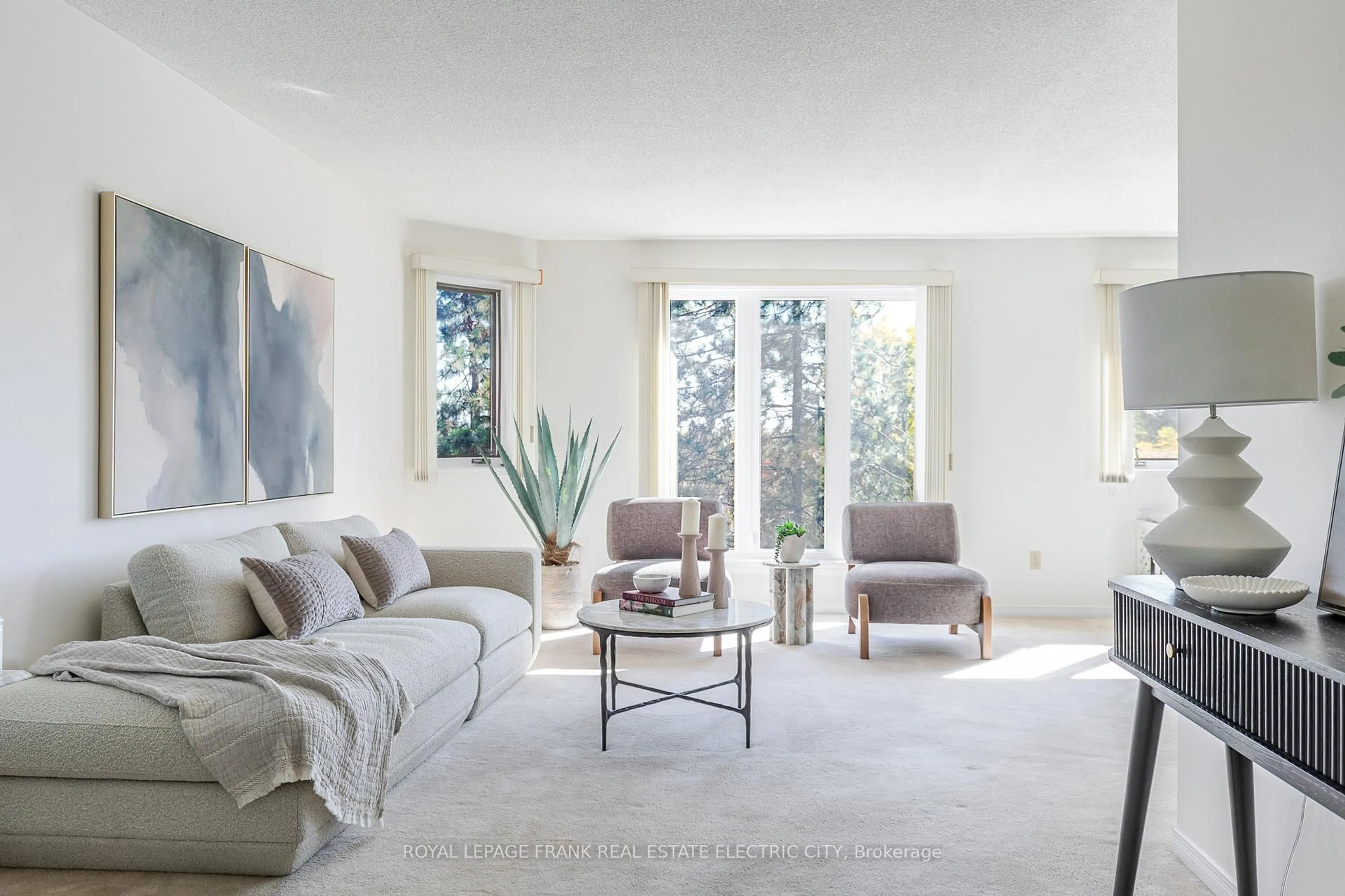 Living room with furniture, unknown for 36 Champlain Cres #30, Peterborough Ontario K9L 1T1