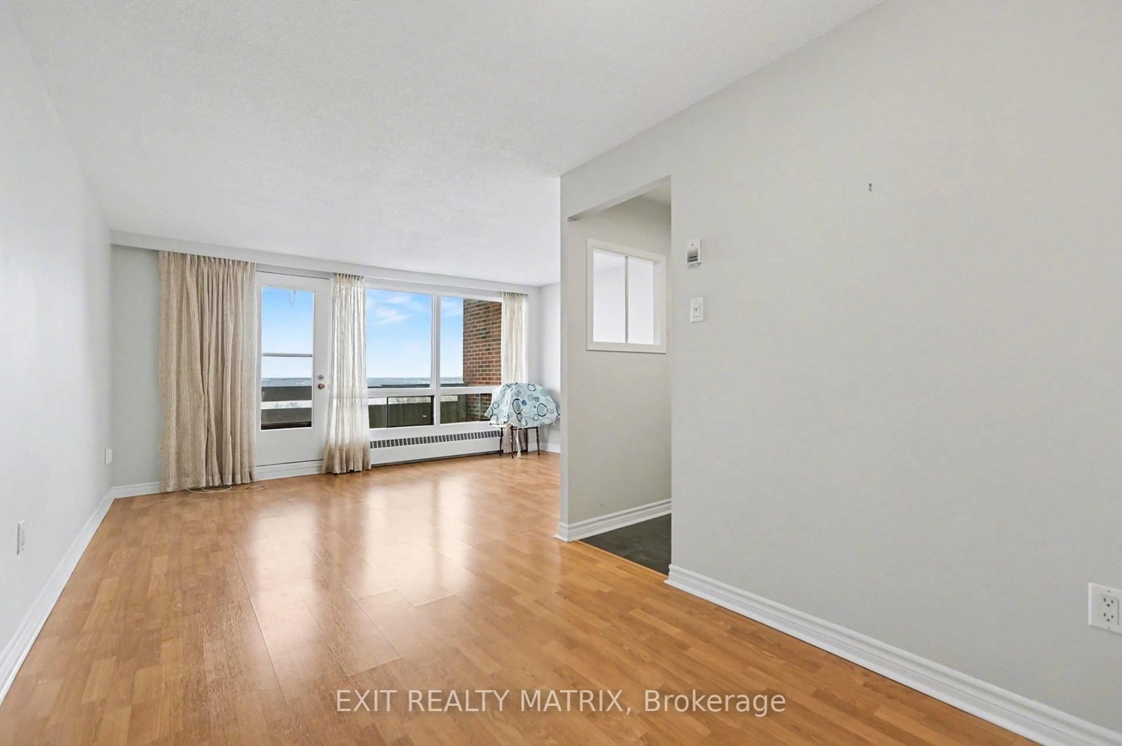A pic of a room for 3100 Carling Ave #1021, Ottawa Ontario K2B 6J6