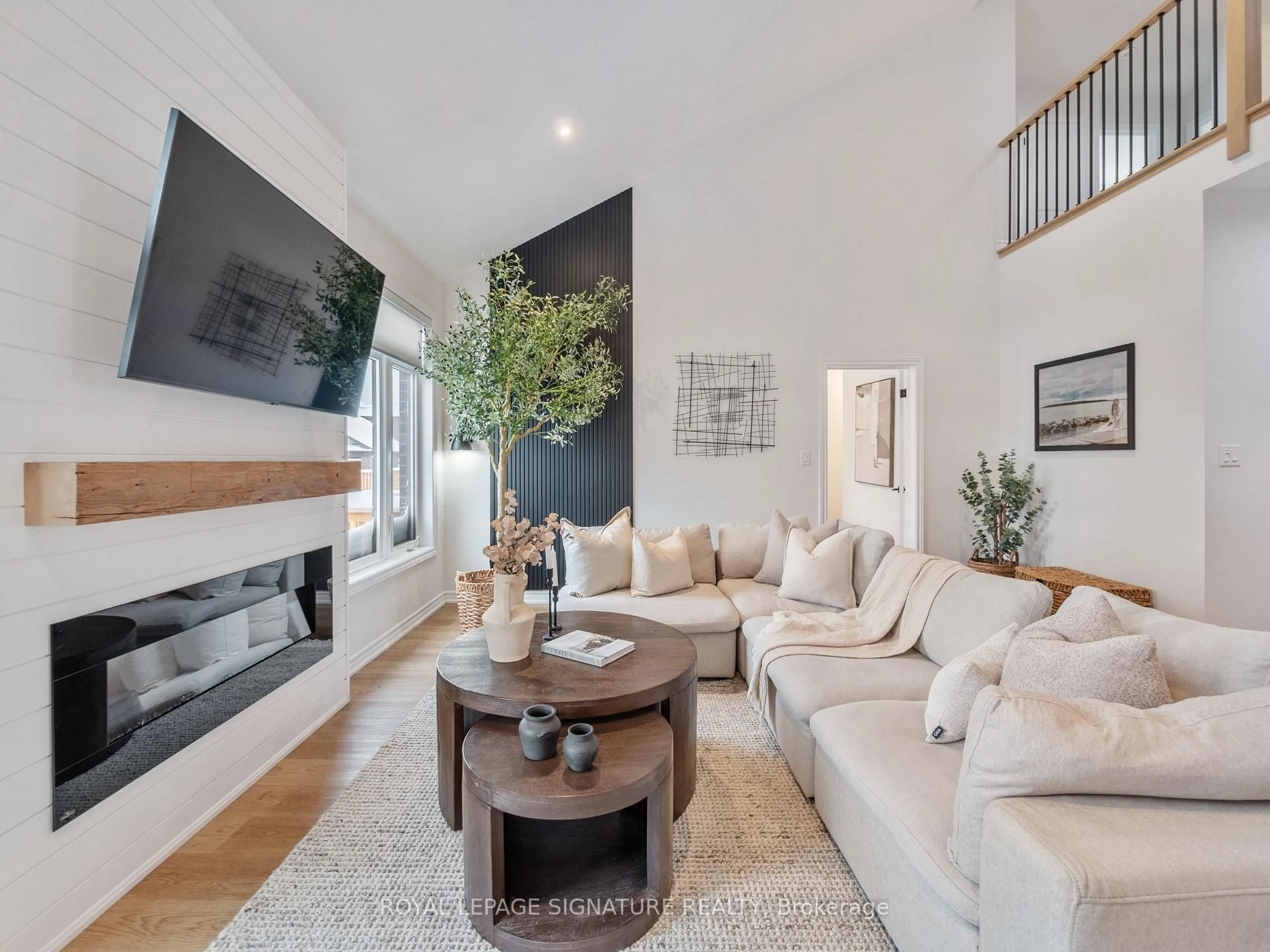 Living room with furniture, unknown for 36 Welch Lane, Hamilton Ontario L9C 0G1