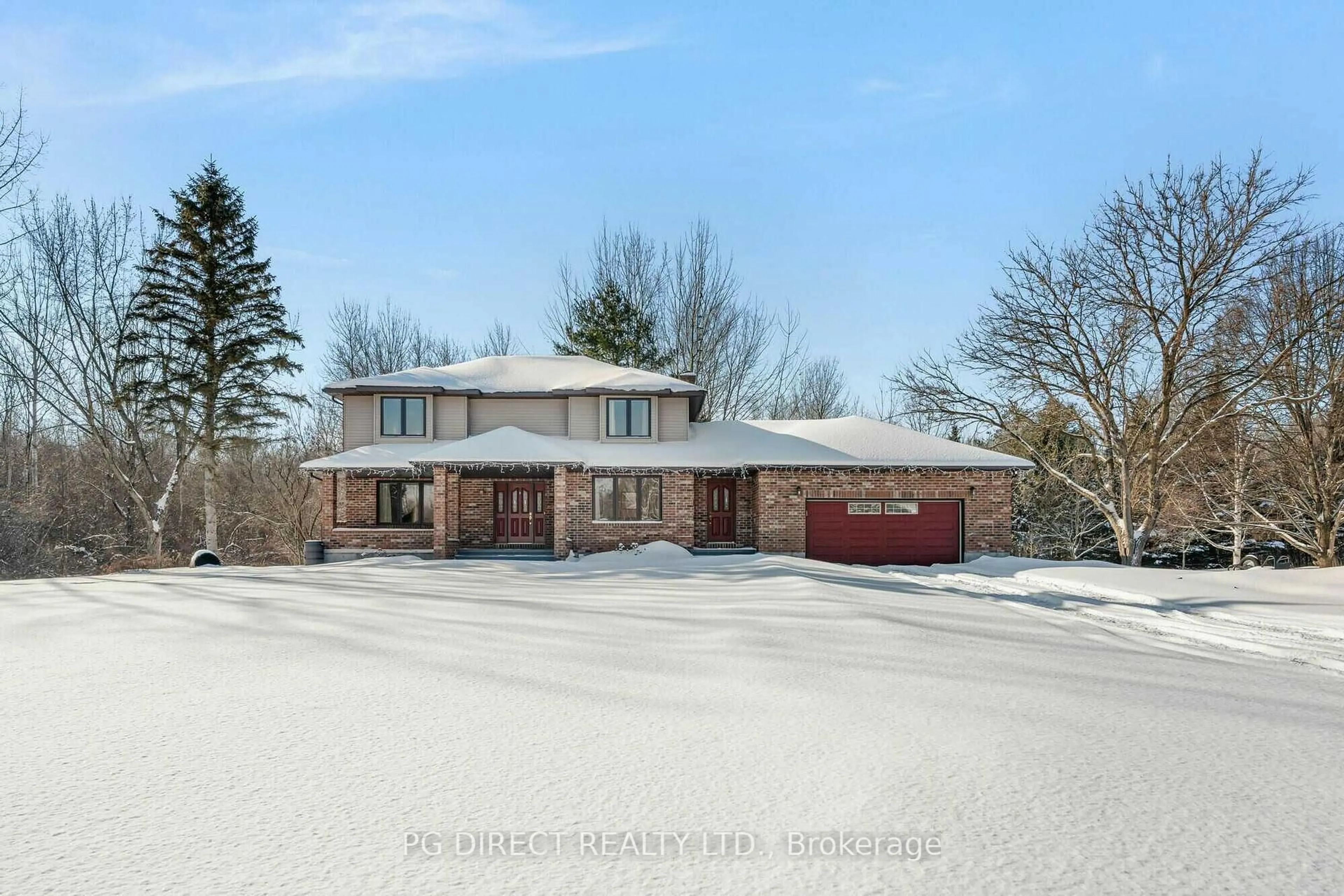 A pic from outside/outdoor area/front of a property/back of a property/a pic from drone, street for 2942 Kelly Rd, Elizabethtown-Kitley Ontario K6V 5T2
