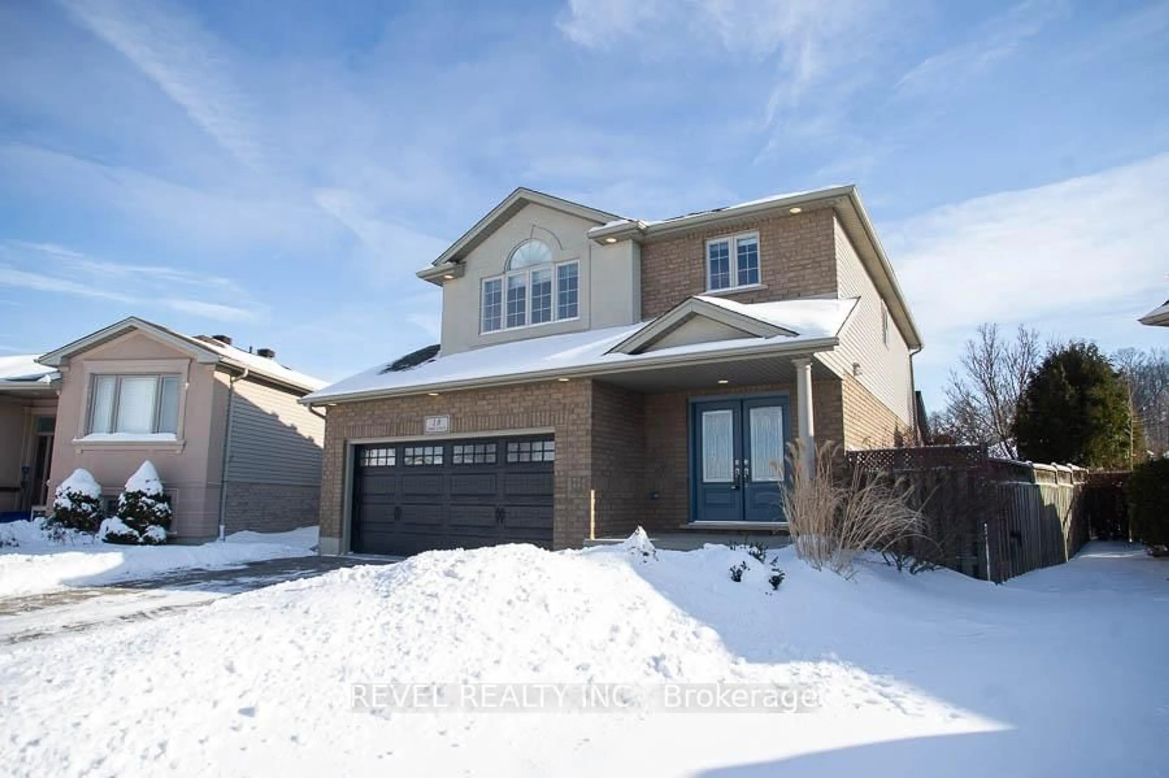 Home with brick exterior material, street for 18 Gaal Crt, Brantford Ontario N3T 6R5
