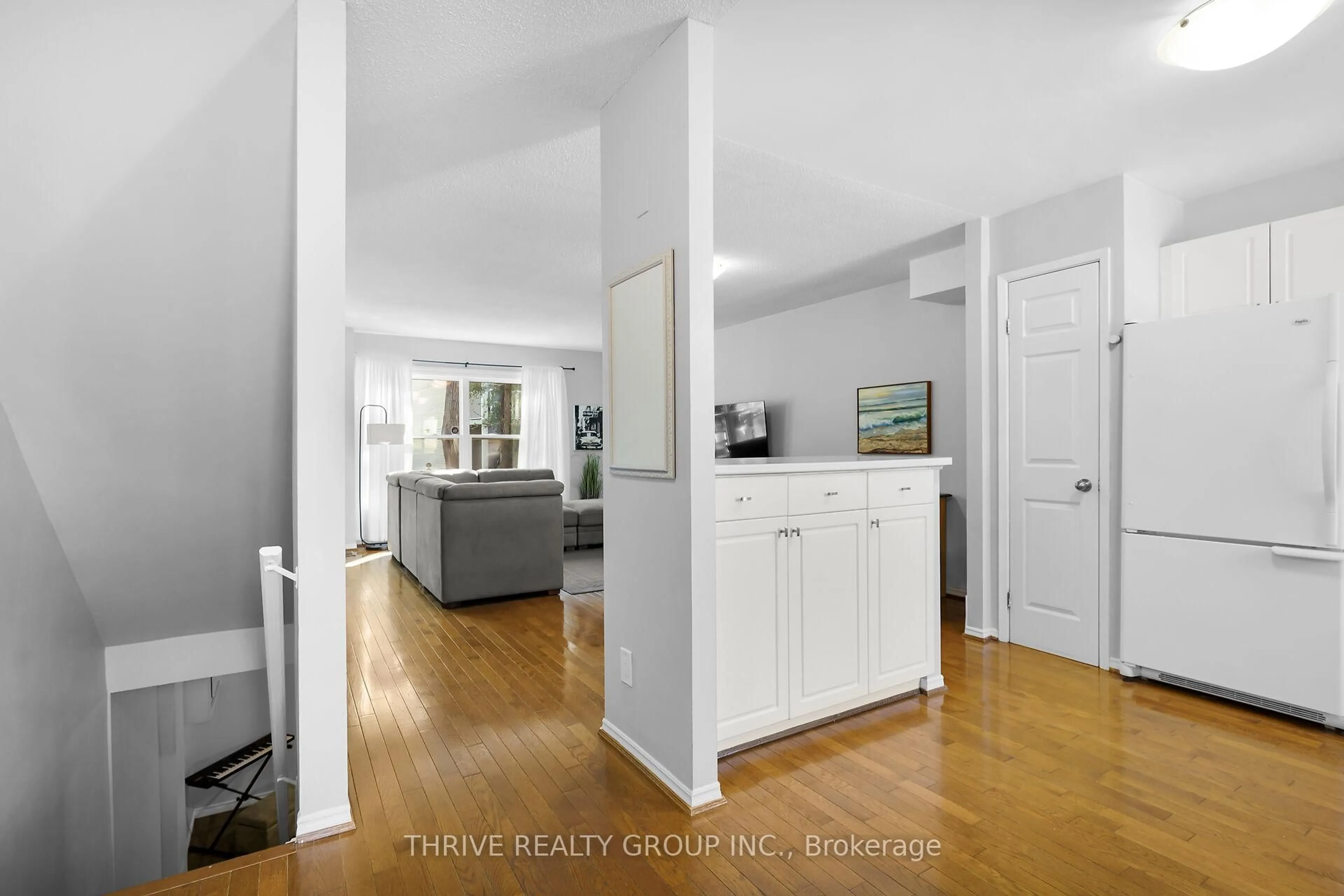 Open concept kitchen, unknown for 215 Commissioners Rd #10, London South Ontario N6J 1X9