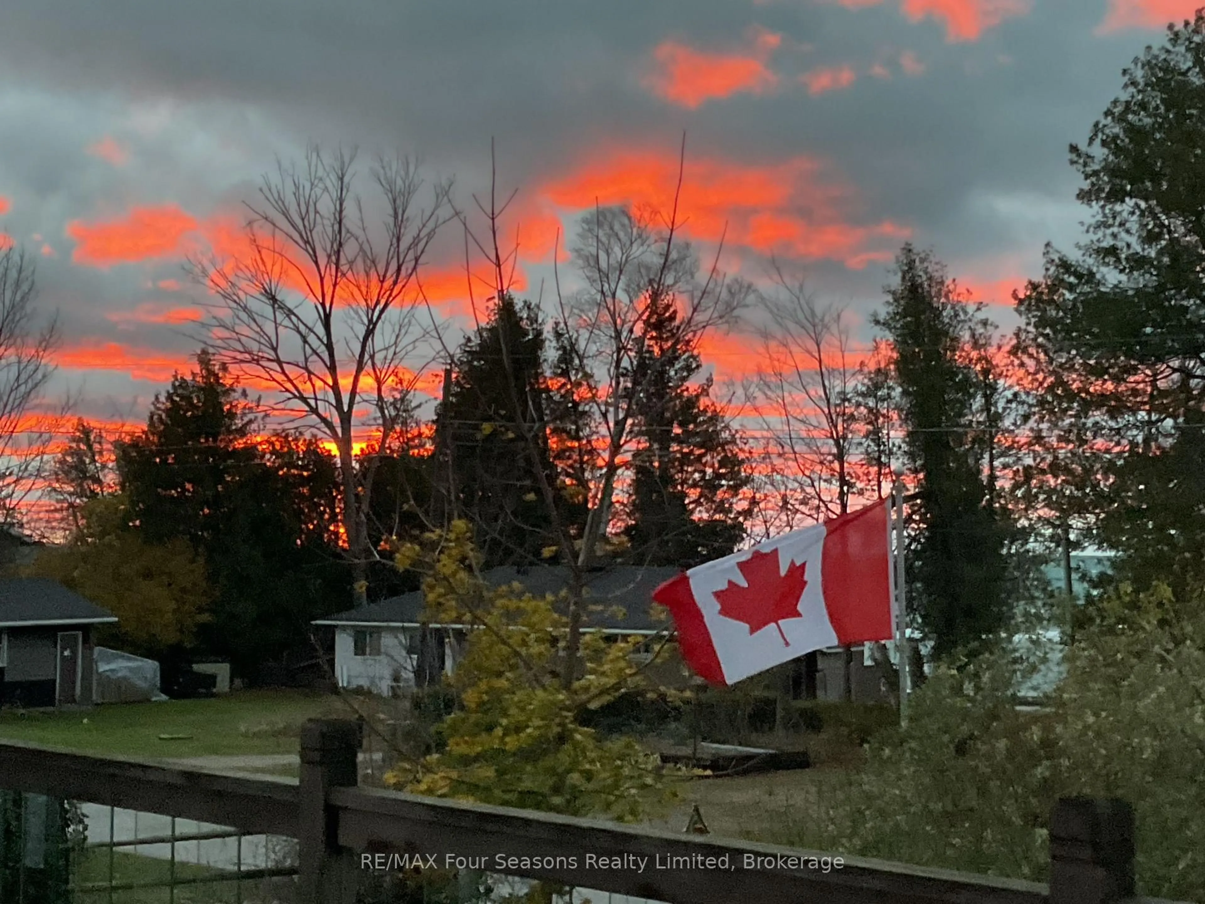 Blurry image for 26 Fenton Dr, Saugeen Shores Ontario N0H 2C6