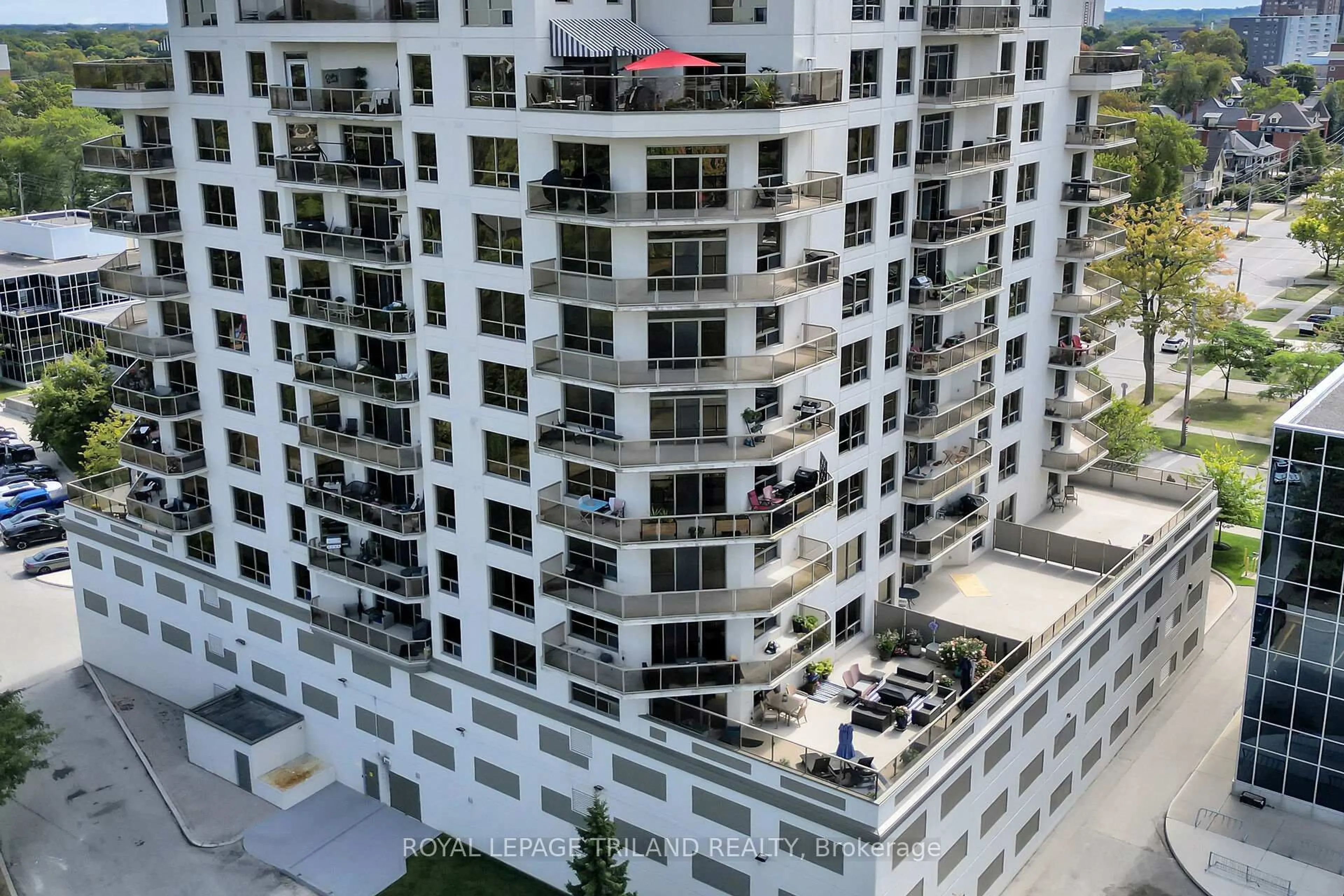 Unknown for 250 Pall Mall St #1206, London East Ontario N6A 6K3