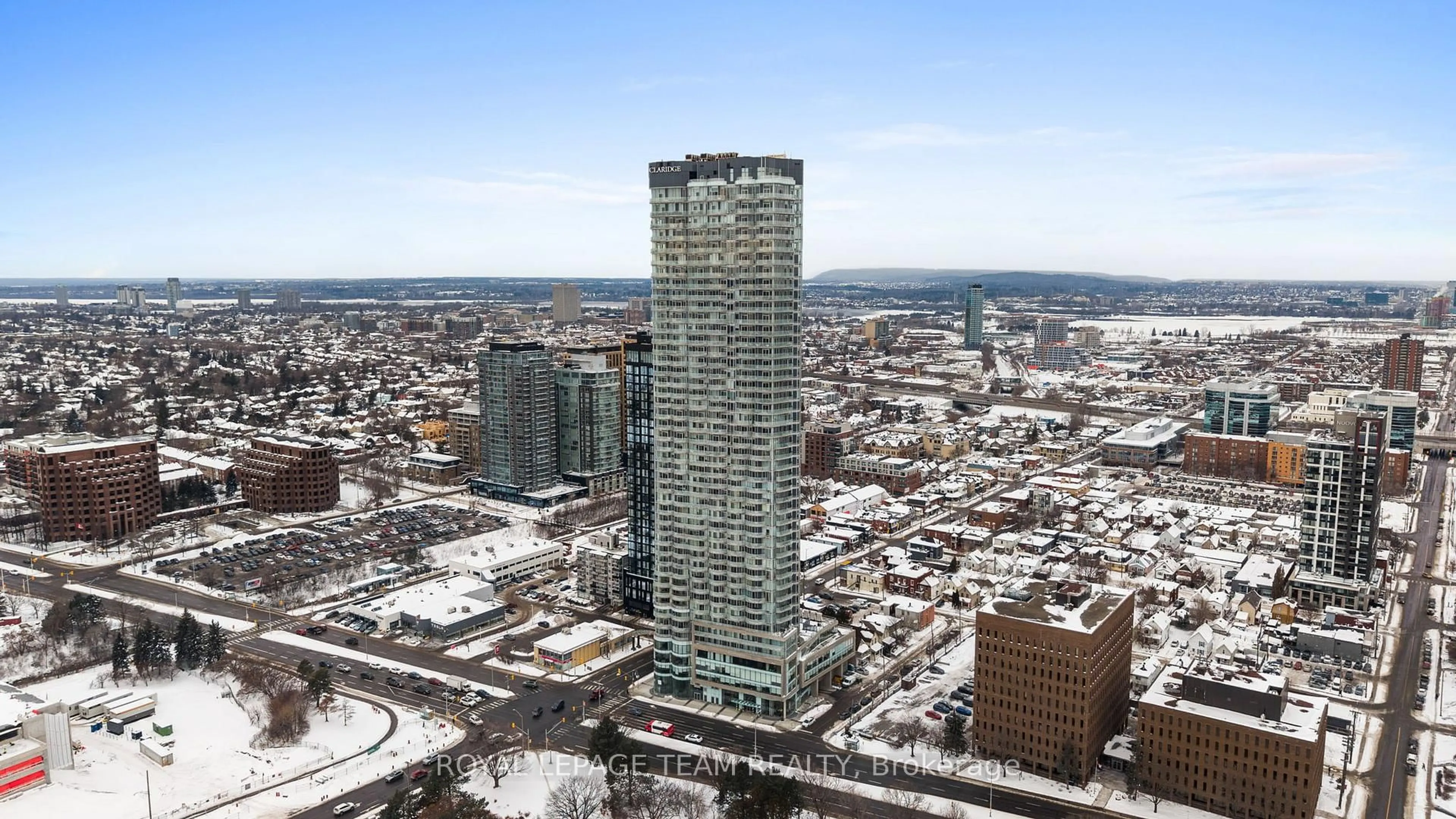 A pic from outside/outdoor area/front of a property/back of a property/a pic from drone, city buildings view from balcony for 805 Carling Ave #906, Ottawa Ontario K1S 5W9