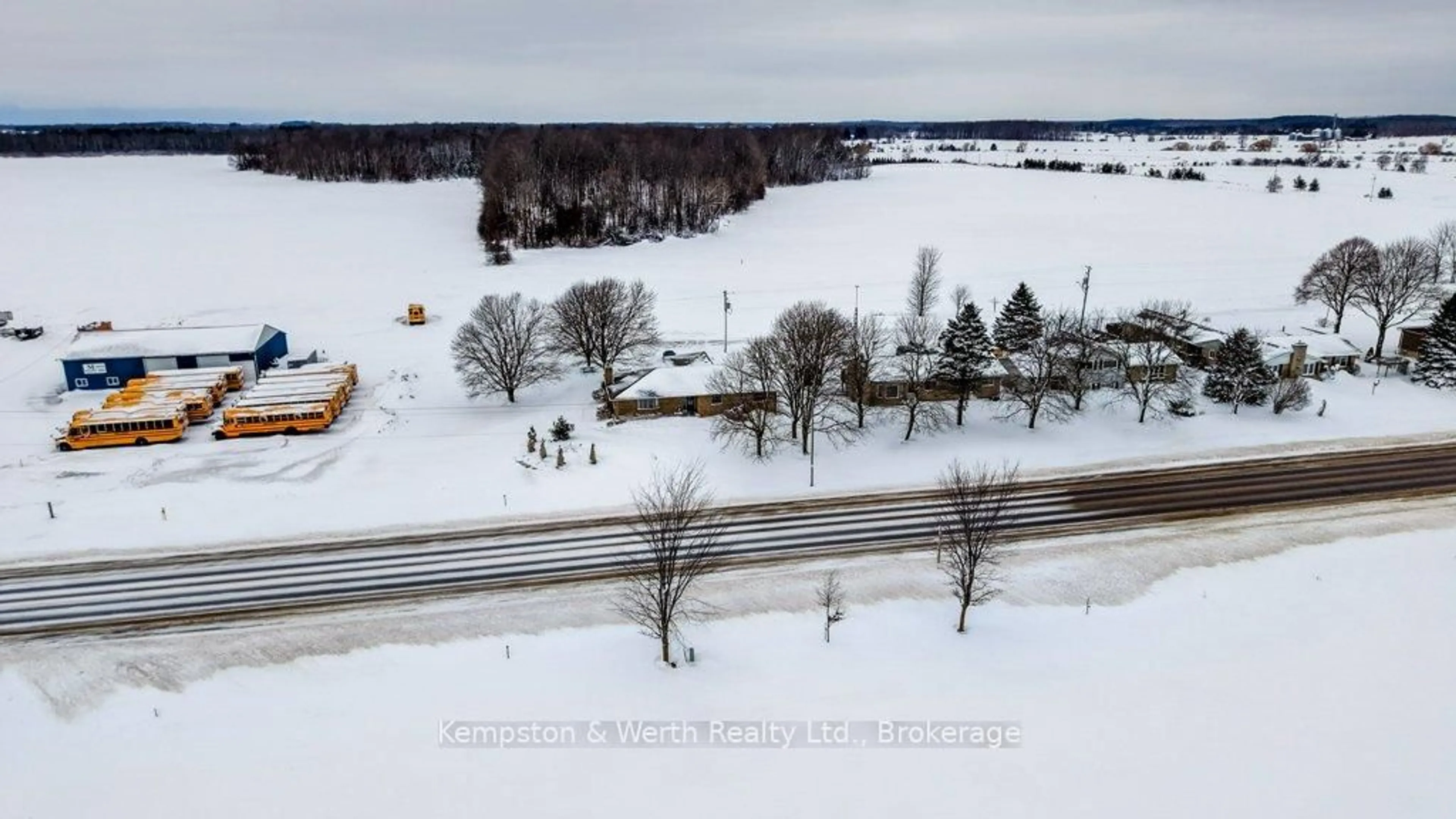 A pic from outside/outdoor area/front of a property/back of a property/a pic from drone, street for 1A Crawford St, North Huron Ontario N0G 2W0