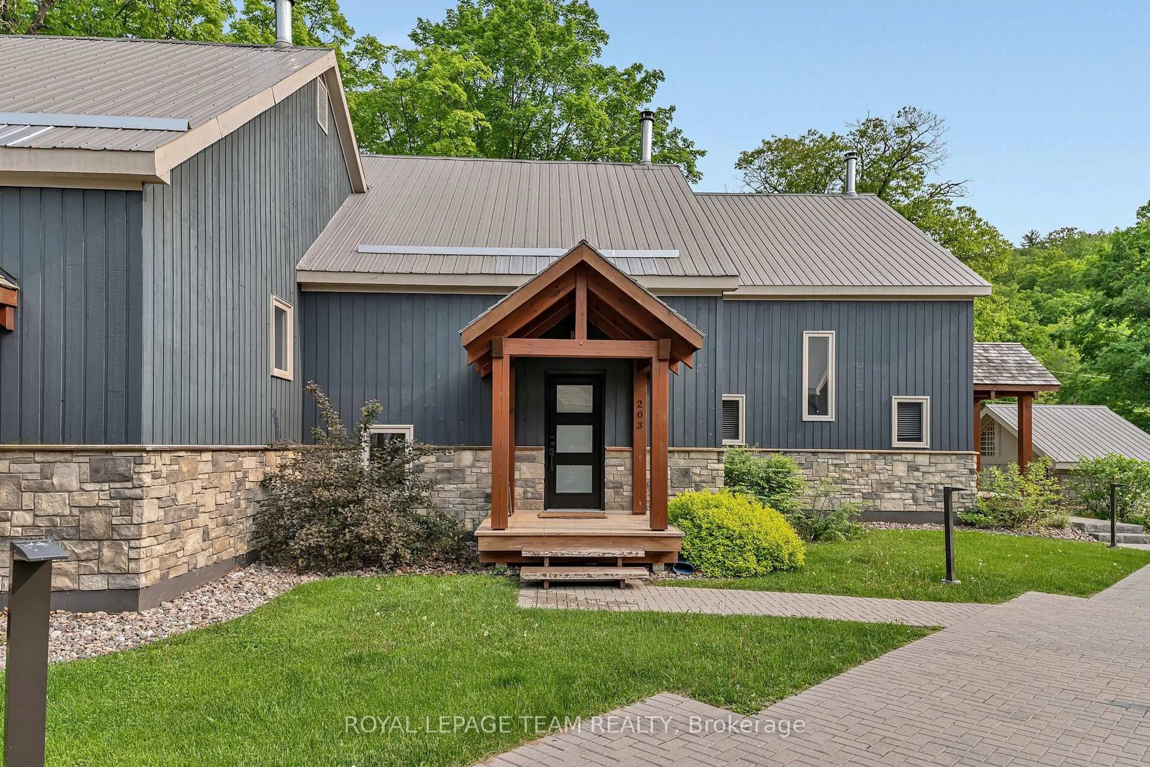 Unknown for 65 Mary Joanne Dr #203, Calabogie Ontario K0J 1H0