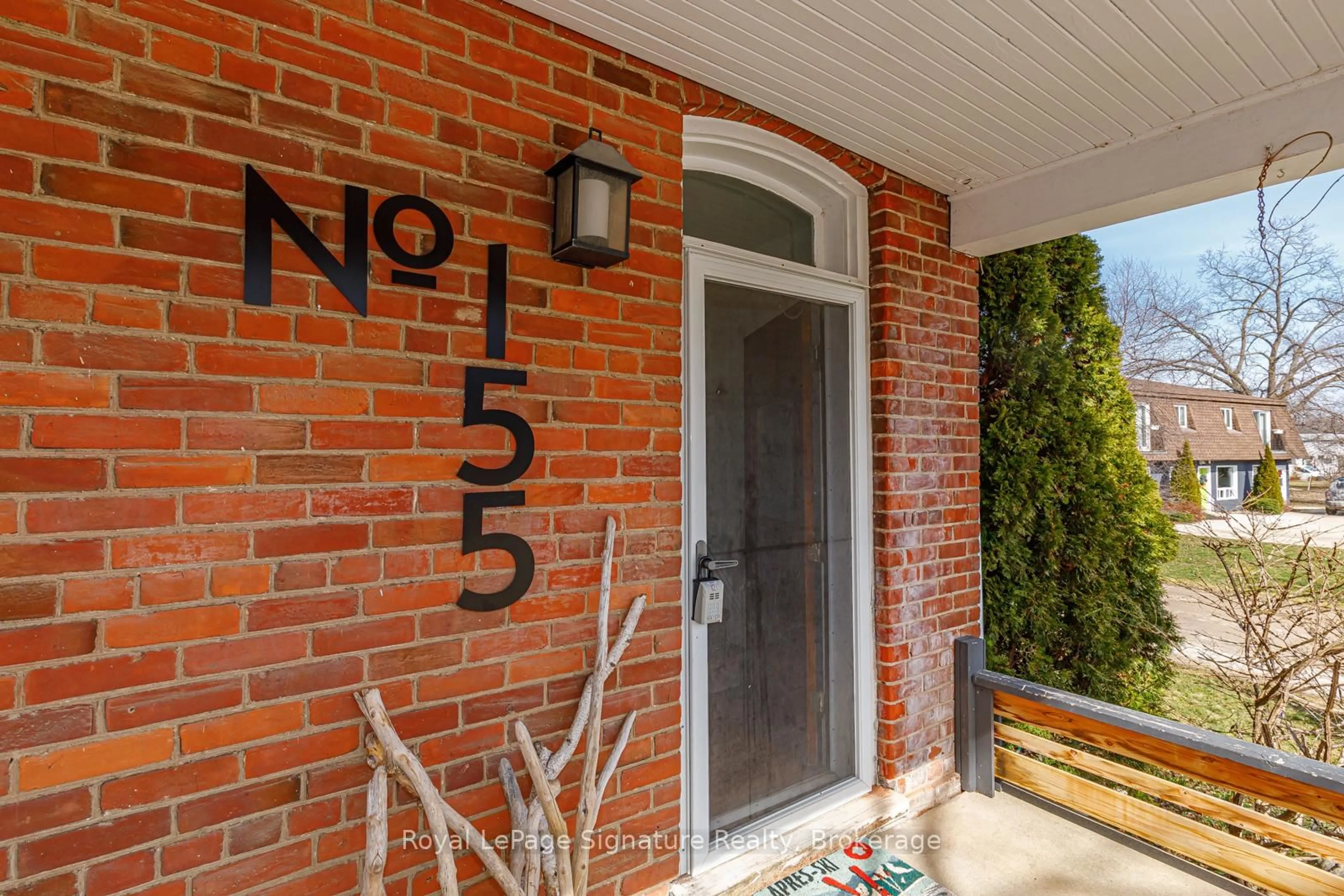 Unknown for 155 CLARK St, Blue Mountains Ontario N0H 1J0