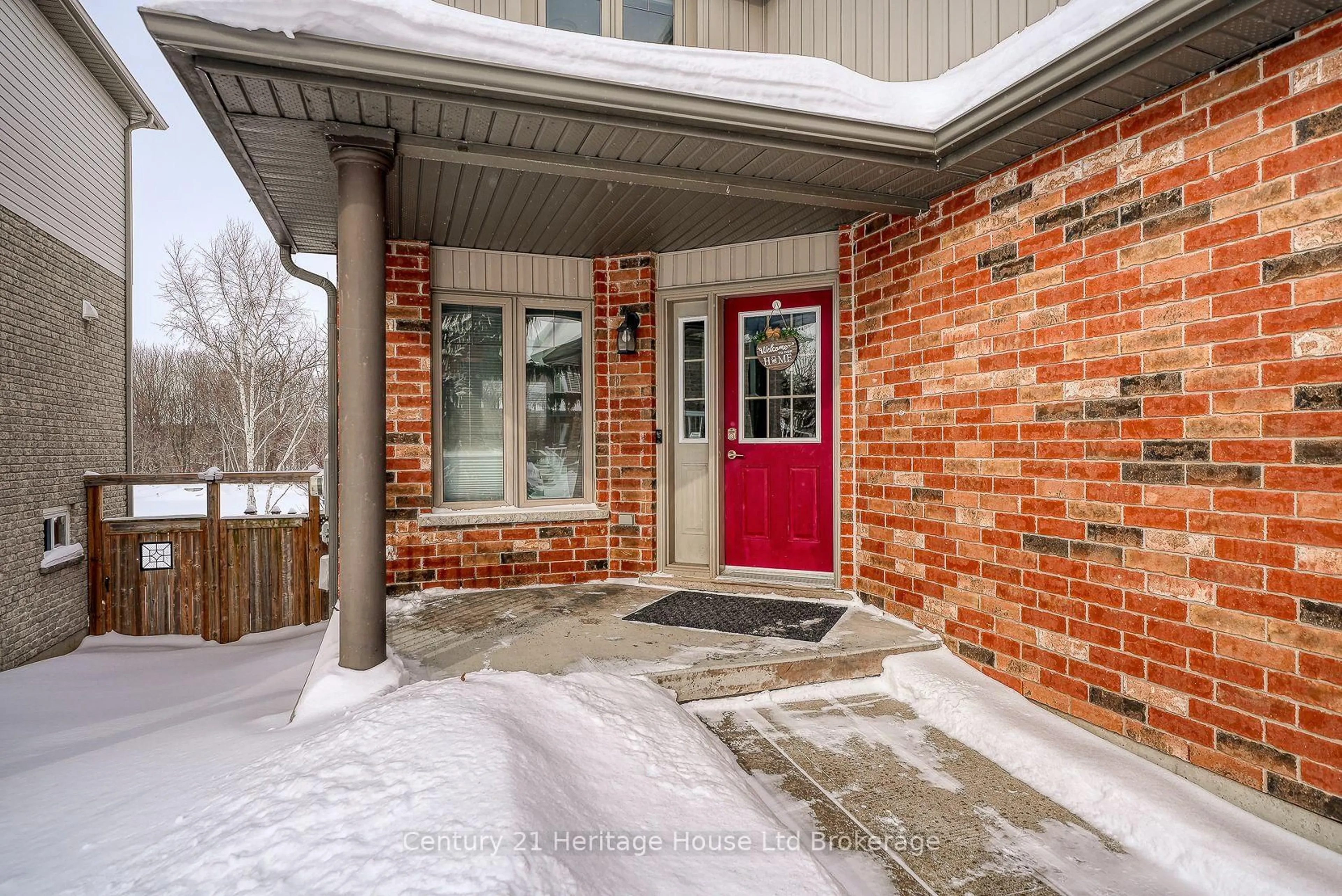 Home with brick exterior material, street for 215 Munnoch Blvd, Woodstock Ontario N4T 1V7