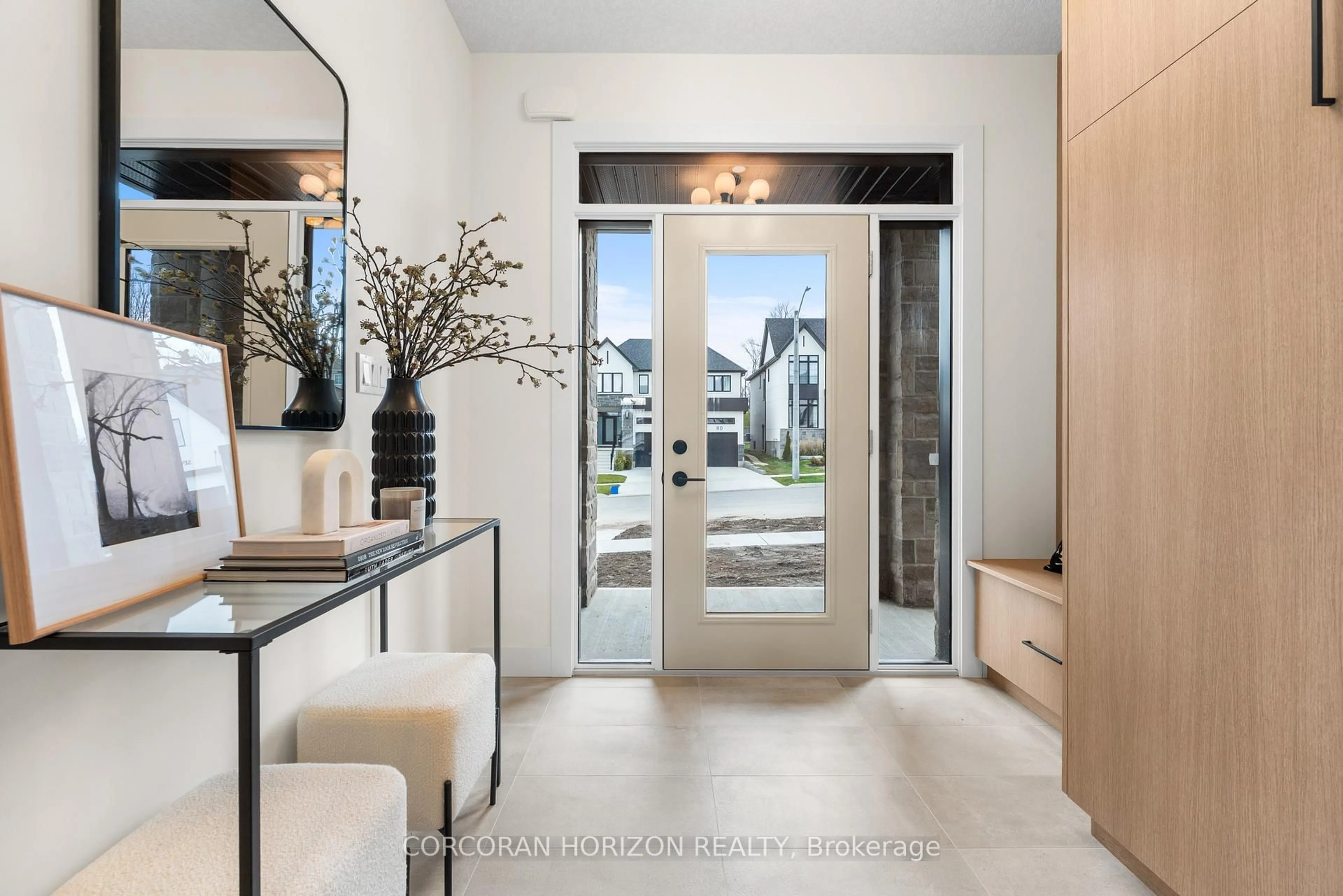 Indoor entryway for 83 Dunnigan Dr, Kitchener Ontario N2B 3W5