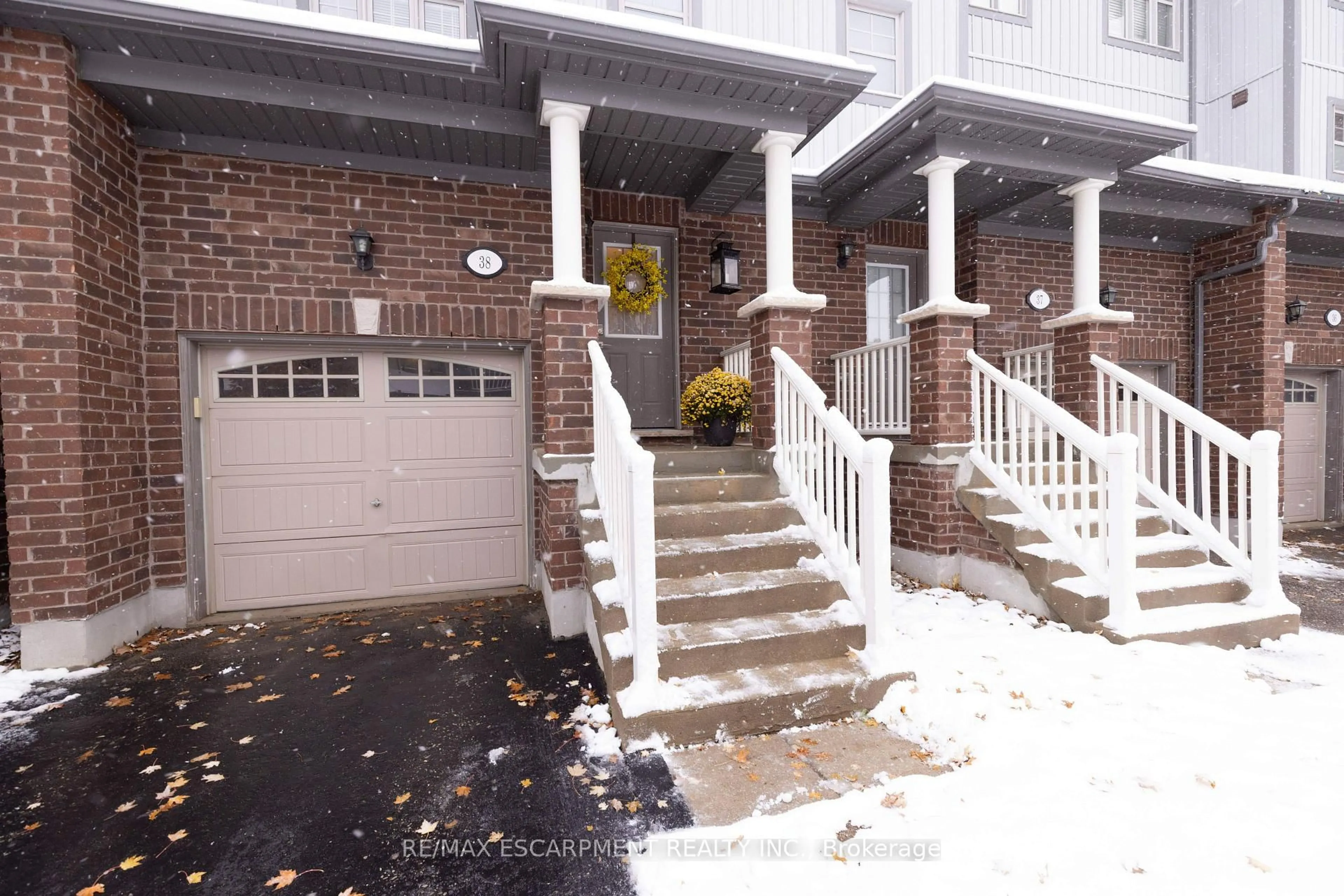 Unknown for 701 Homer Watson Blvd #38, Kitchener Ontario N2C 0B5