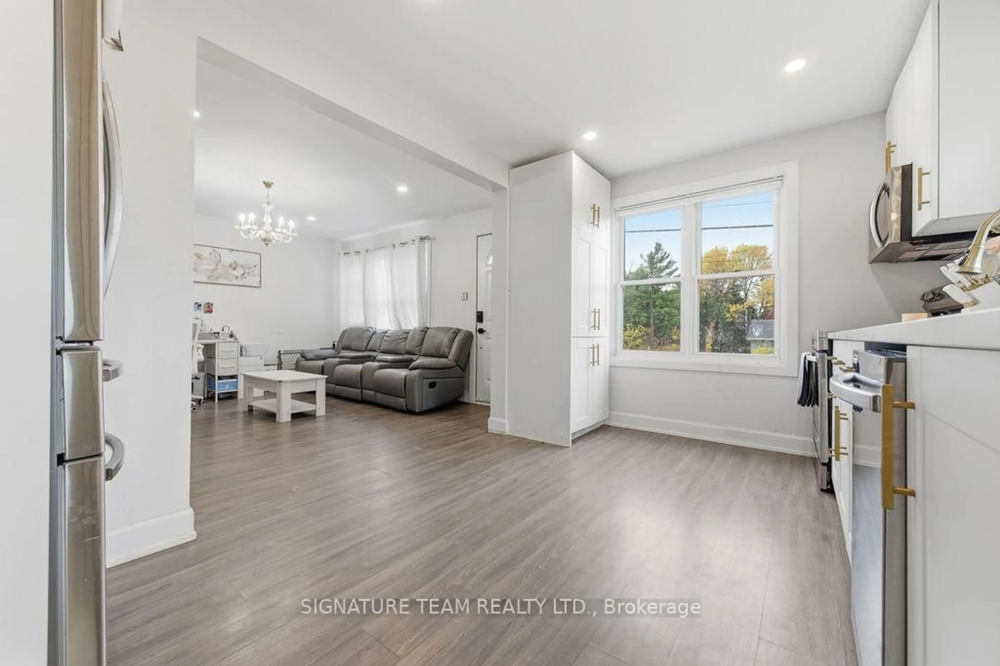 Living room with furniture, unknown for 8613 60 Highway, Eganville Ontario K0J 1T0