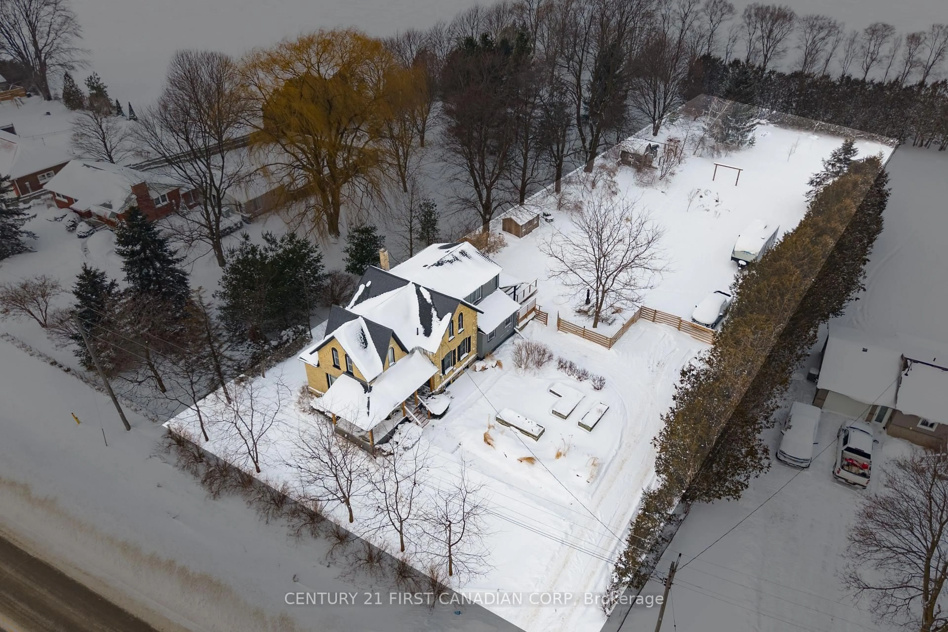 A pic from outside/outdoor area/front of a property/back of a property/a pic from drone, building for 6168 William St, Lucan Biddulph Ontario N0M 2J0