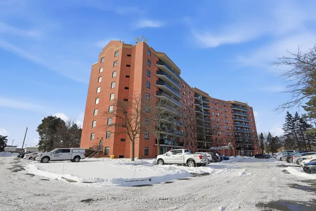 9 Bonheur Crt #808, Brantford 3