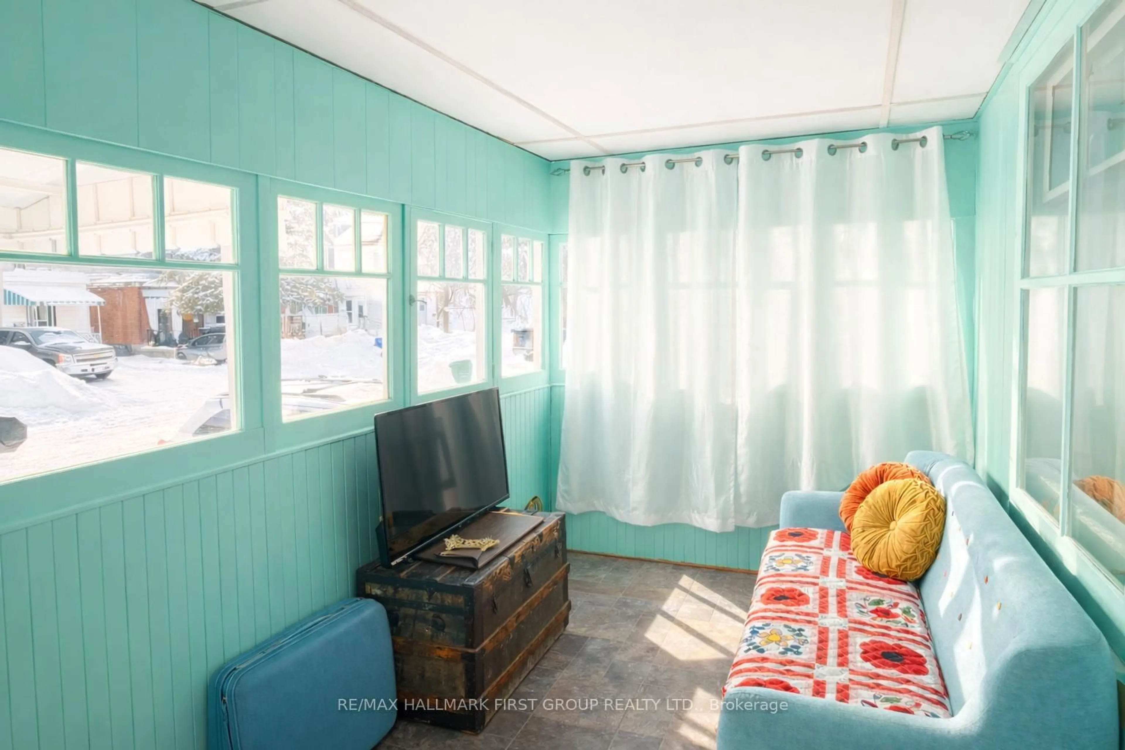 Unknown for 168 Adeline St, Peterborough Ontario K9J 5E3