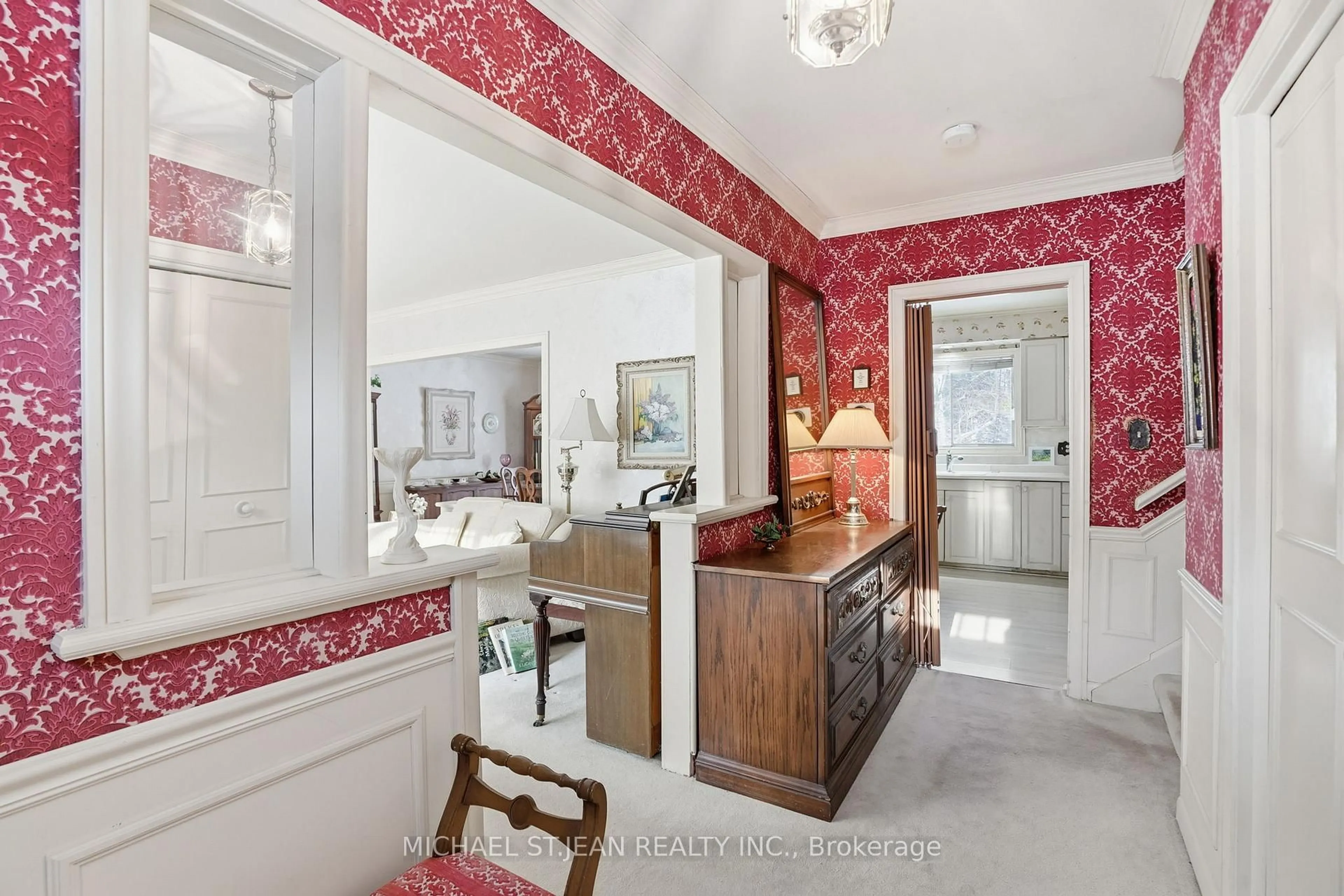 Unknown for 167 Fallingbrook Dr, Hamilton Ontario L9G 1E7