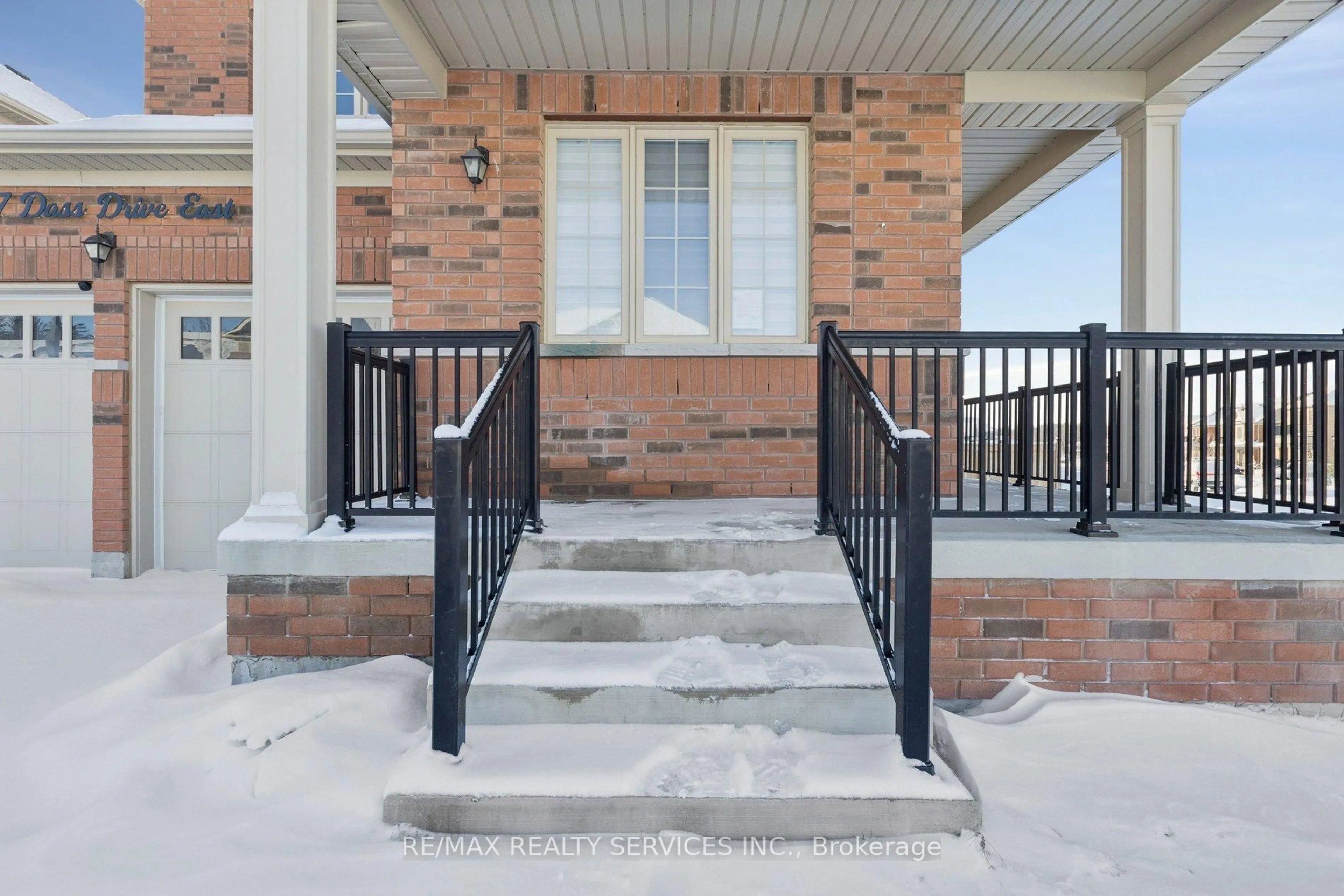 Unknown for 47 Dass Dr, Centre Wellington Ontario N1M 0H1