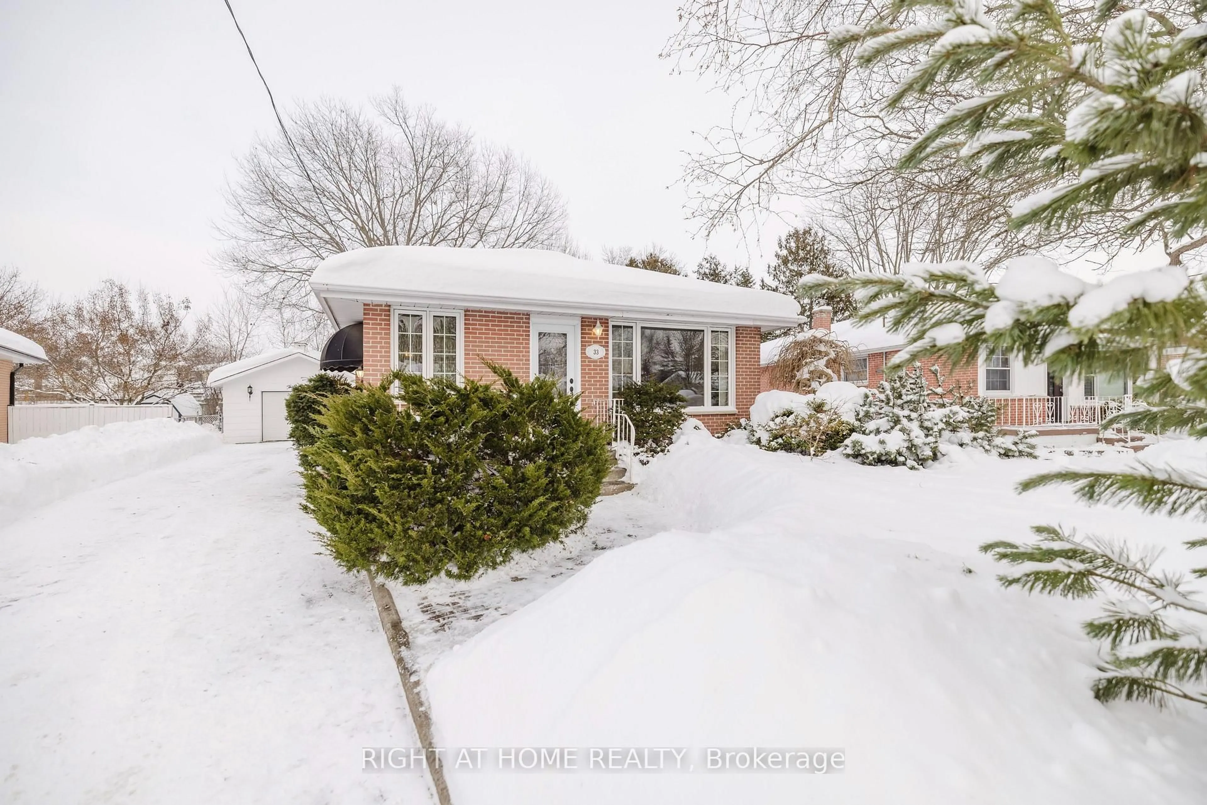 Unknown for 33 Harvest Cres, Belleville Ontario K8P 4M2