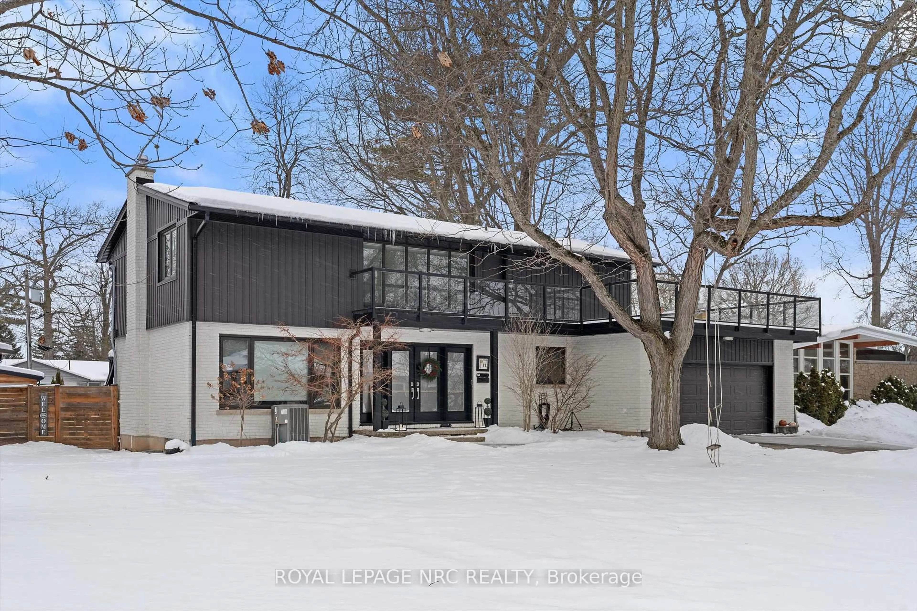 Unknown for 22 Briarfield Cres, St. Catharines Ontario L2T 3T5