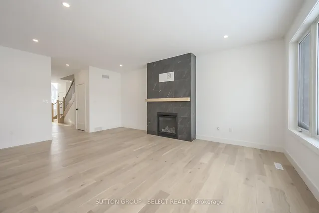 1898 Fountain Grass Dr, London South 5