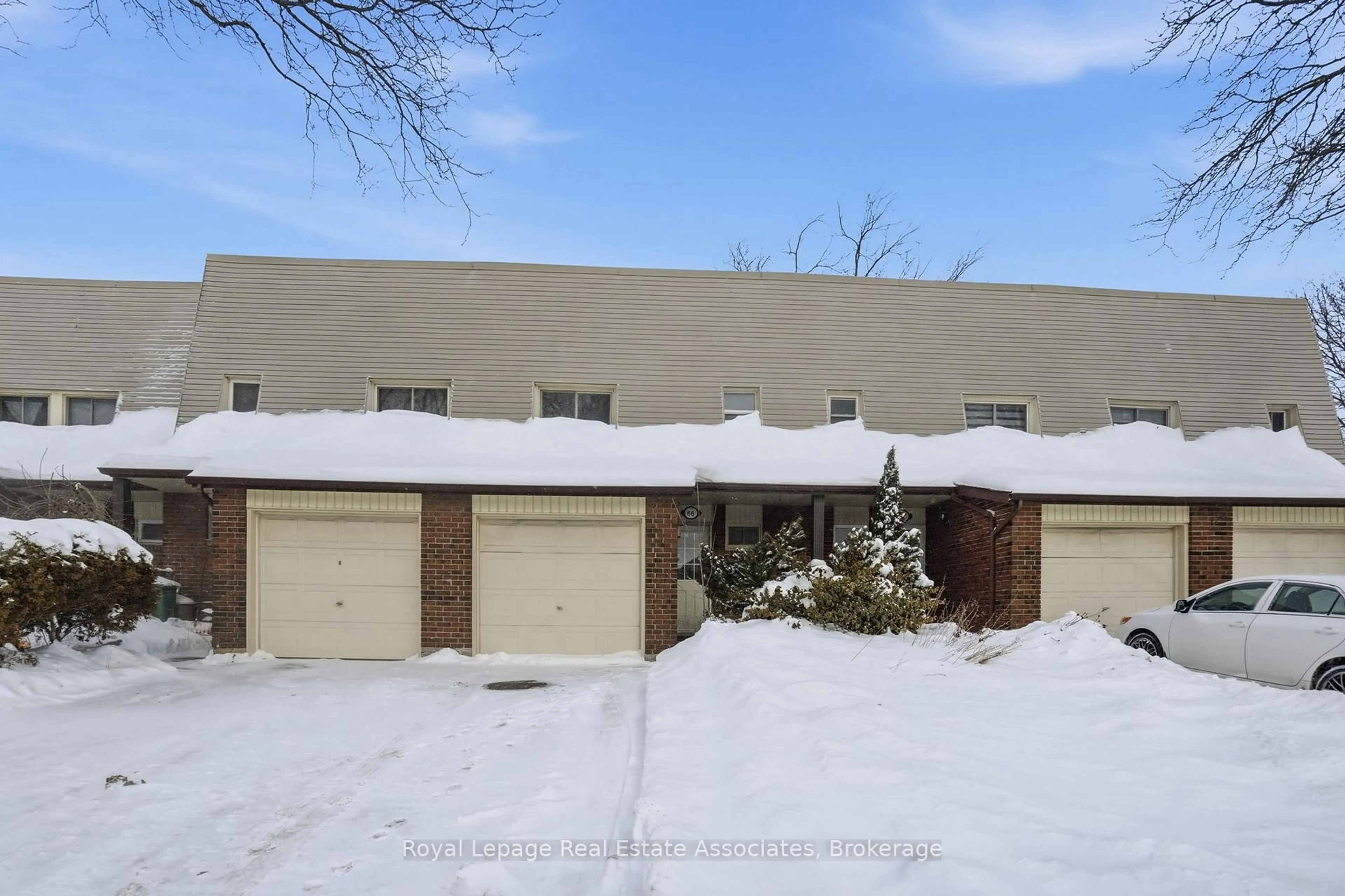 Unknown for 1460 Garth St #66A, Hamilton Ontario L9B 1R6