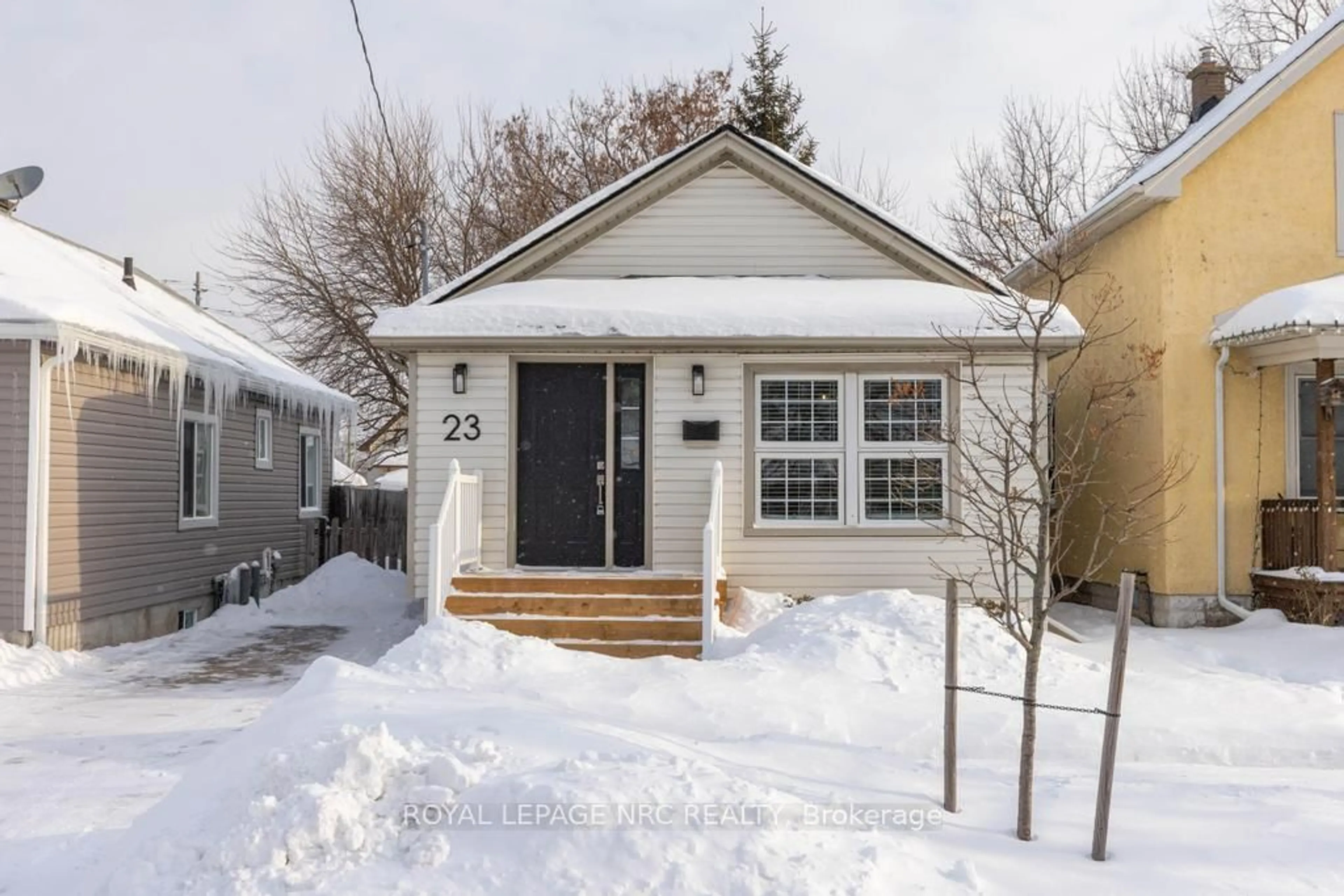 Unknown for 23 Trapnell St, St. Catharines Ontario L2R 1B1