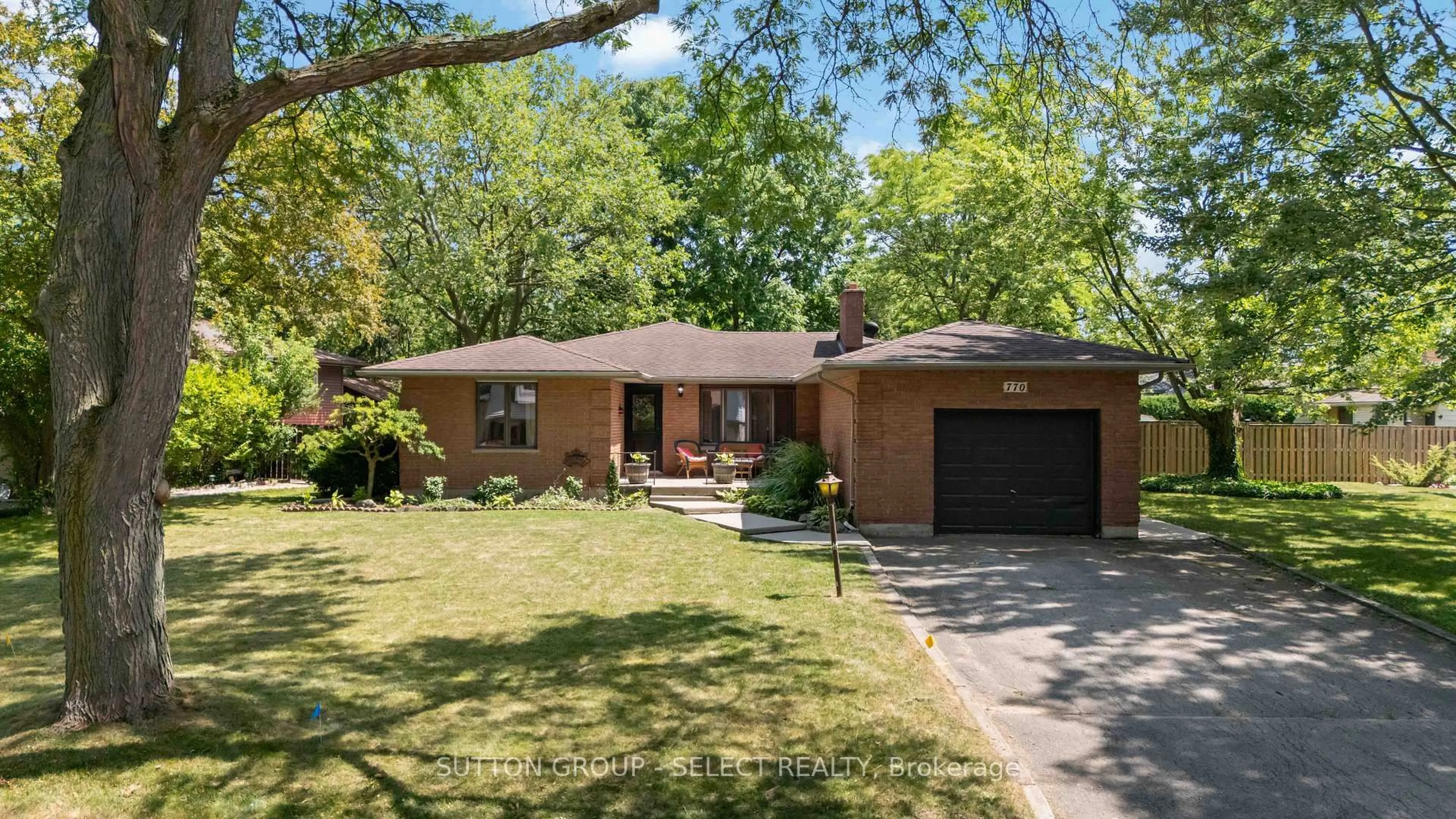 Home with brick exterior material, street for 770 Galloway Cres, London South Ontario N6J 2Y7