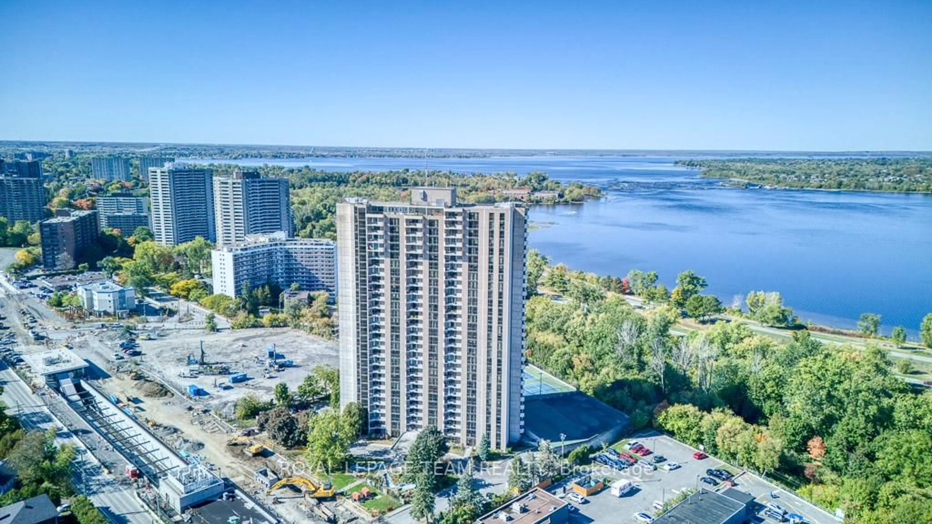 A pic from outside/outdoor area/front of a property/back of a property/a pic from drone, water/lake/river/ocean view for 1025 Richmond Rd #2201, Ottawa Ontario K2B 8G8