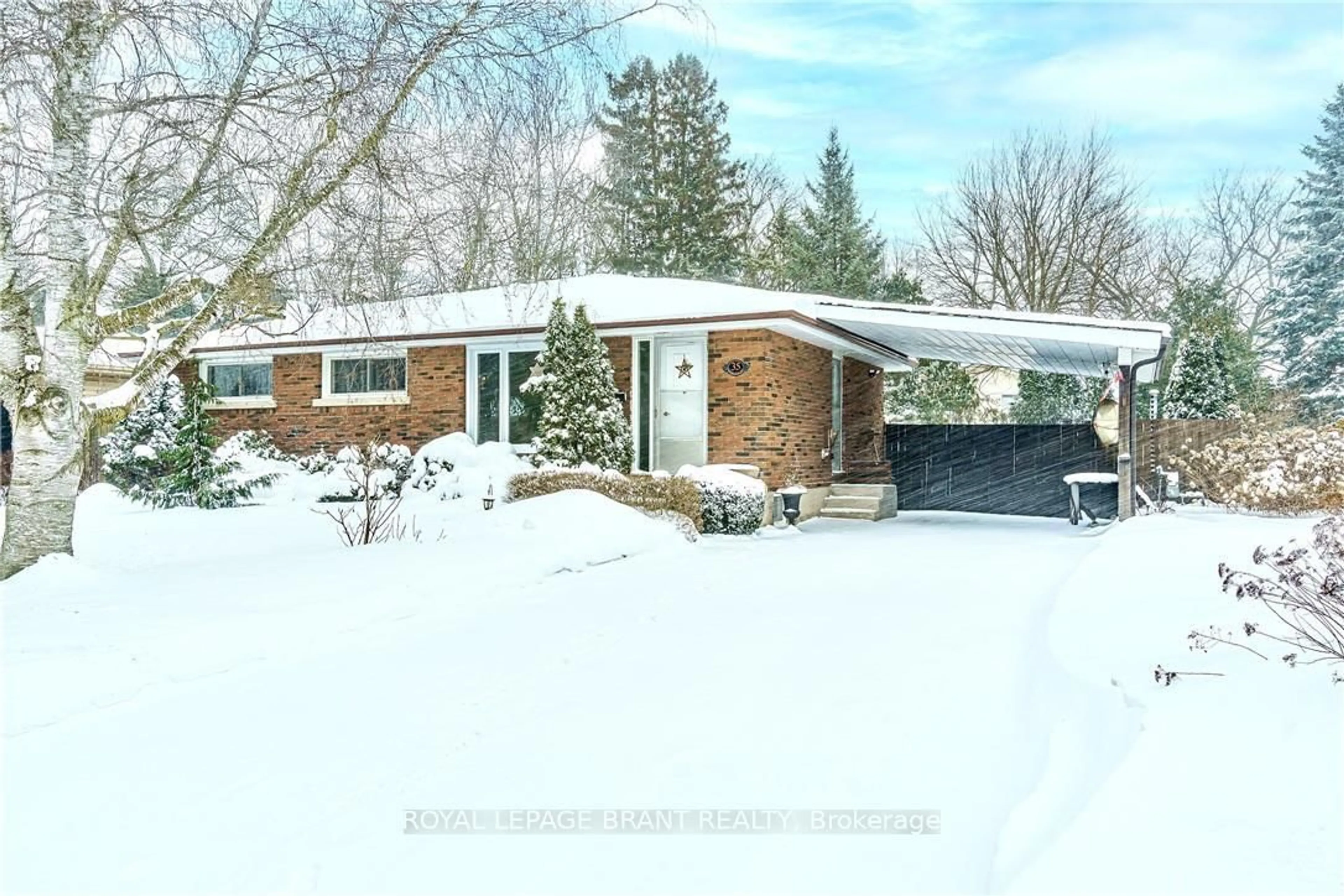 Home with brick exterior material, street for 35 FORSYTHE Ave, Brantford Ontario N3R 3L5