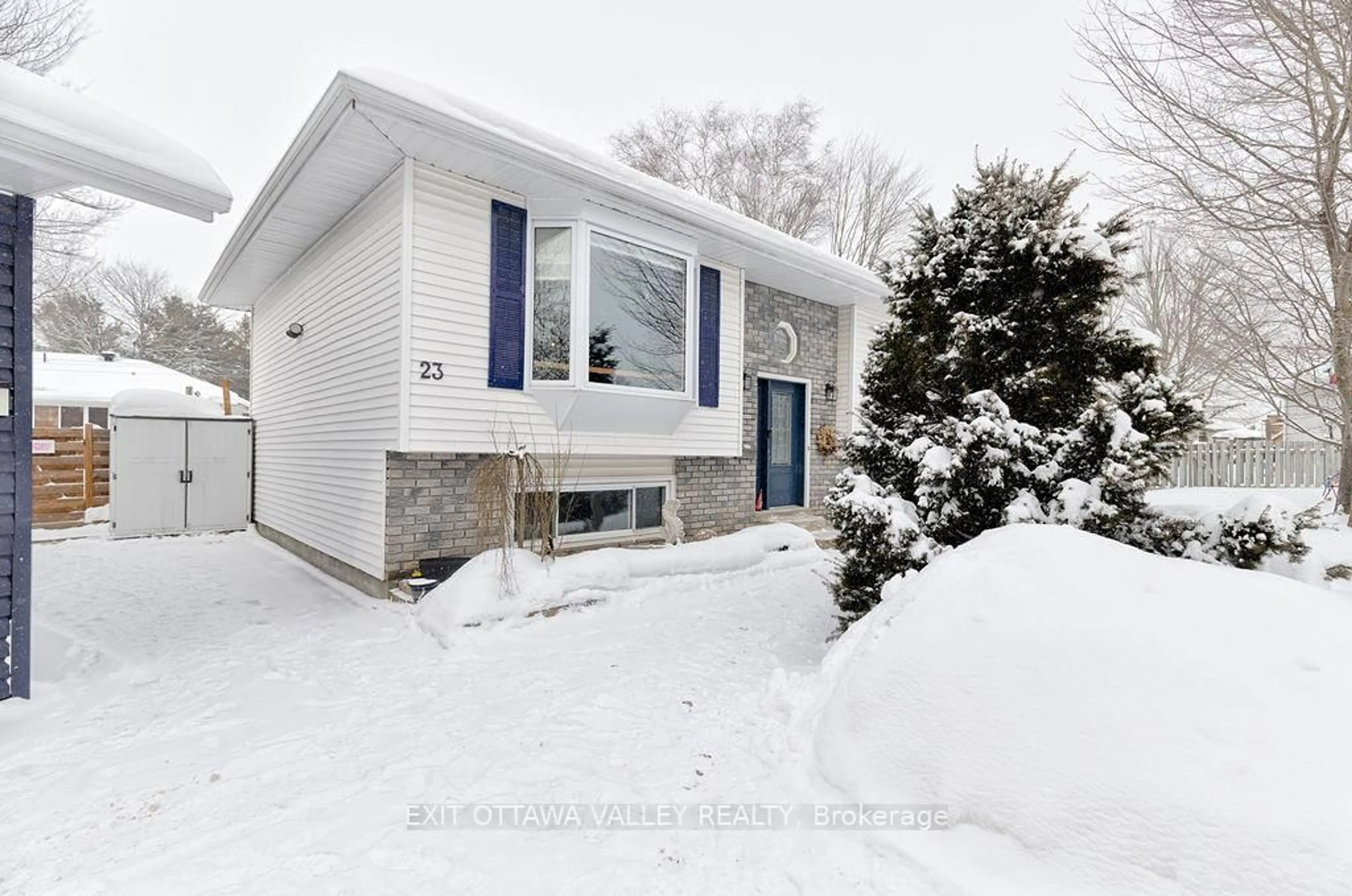 Unknown for 23 Lisa Cres, Petawawa Ontario K8H 2Z8