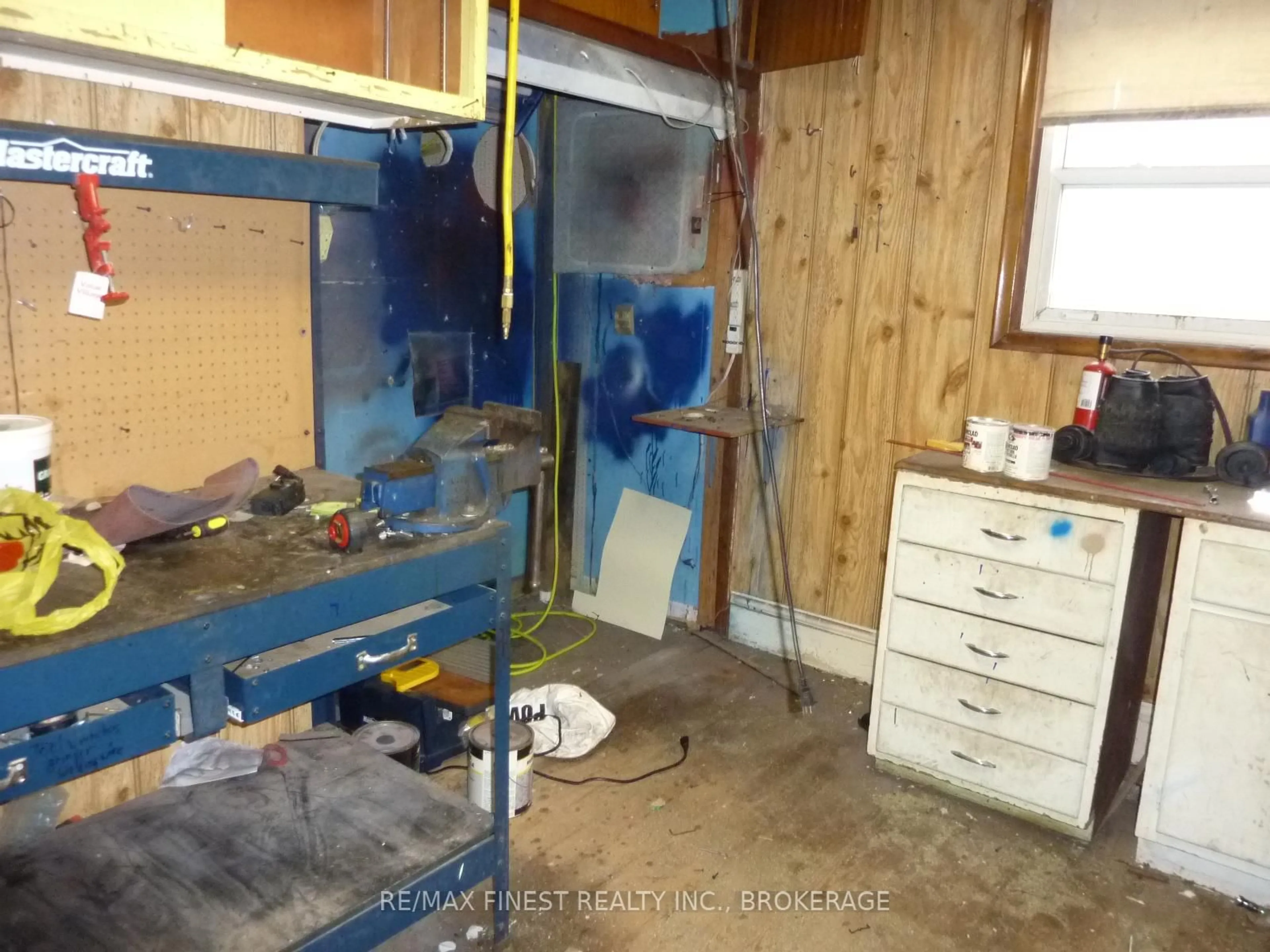 A pic of a room for 32 Connaught St, Kingston Ontario K7K 4W2