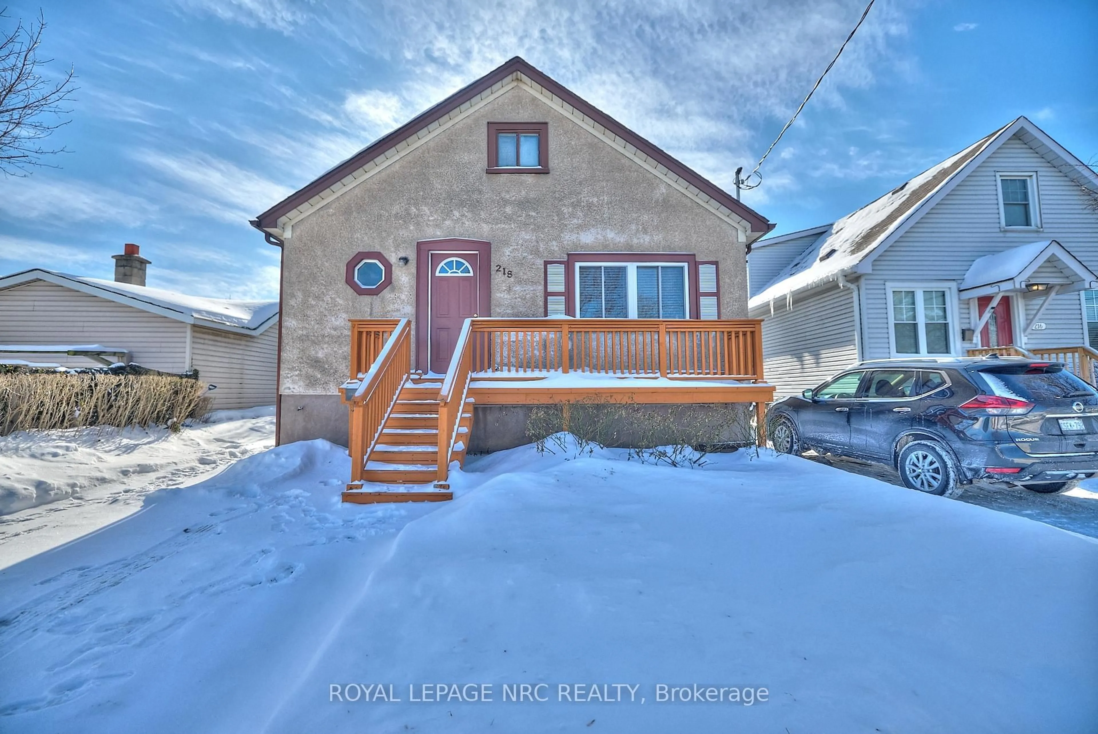 Unknown for 218 Carlton St, St. Catharines Ontario L2R 1S7