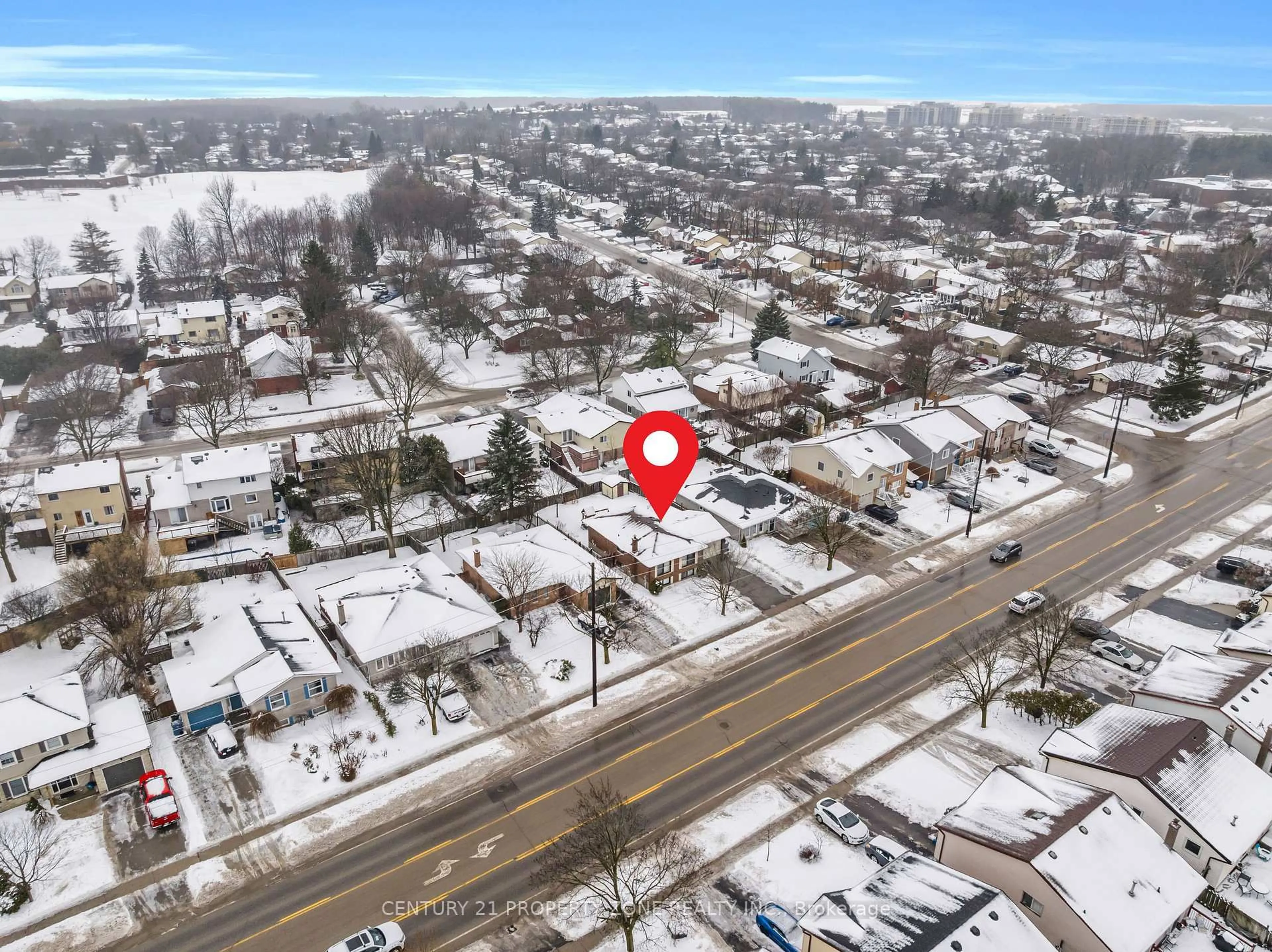 A pic from outside/outdoor area/front of a property/back of a property/a pic from drone, street for 411 Imperial Rd, Guelph Ontario N1K 1K2