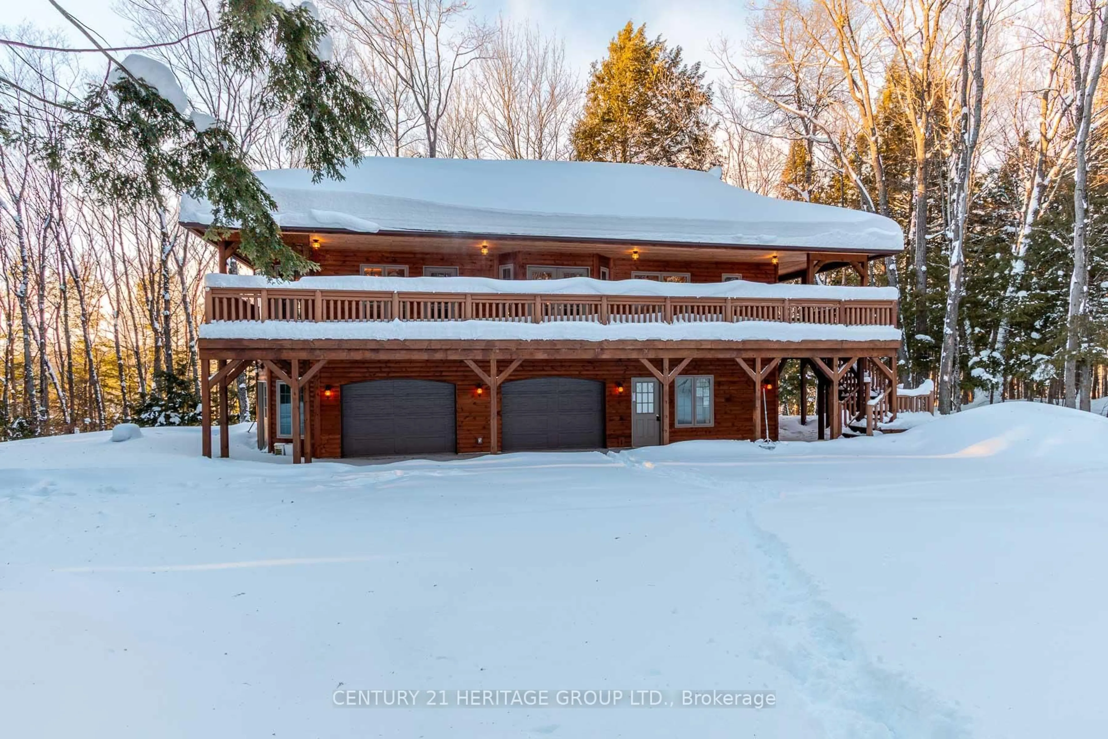 Indoor garage for 35 Keefer St, Dysart et al Ontario K0M 1S0