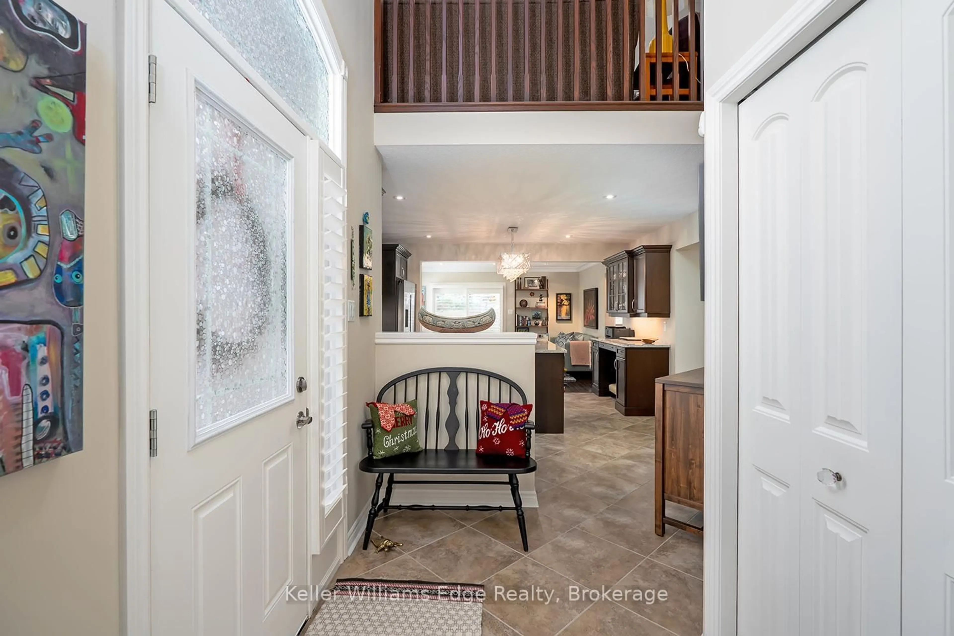 Indoor entryway for 25 Annmoore Cres, Guelph Ontario N1L 0J1