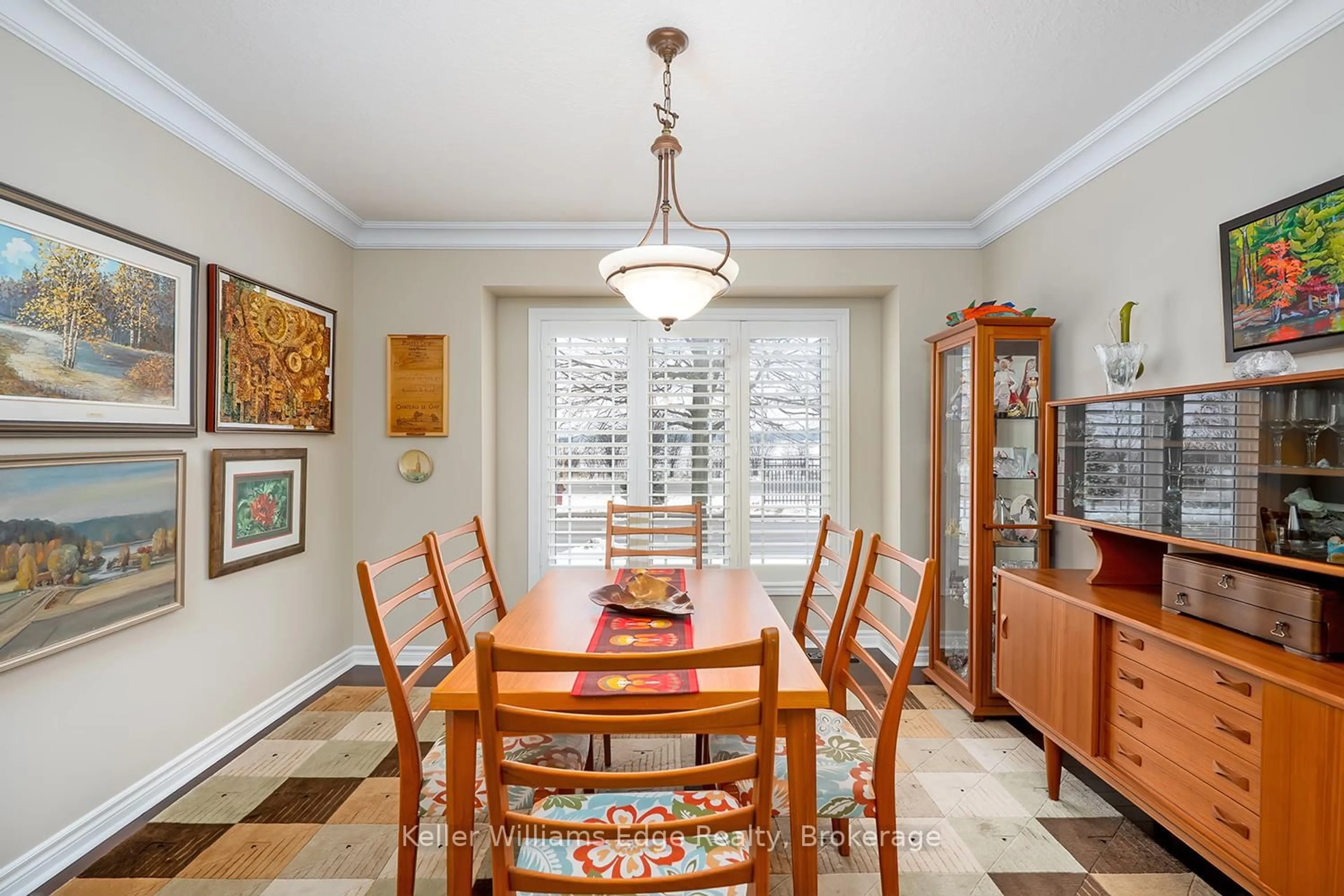 Dining room, ceramic/tile floor for 25 Annmoore Cres, Guelph Ontario N1L 0J1