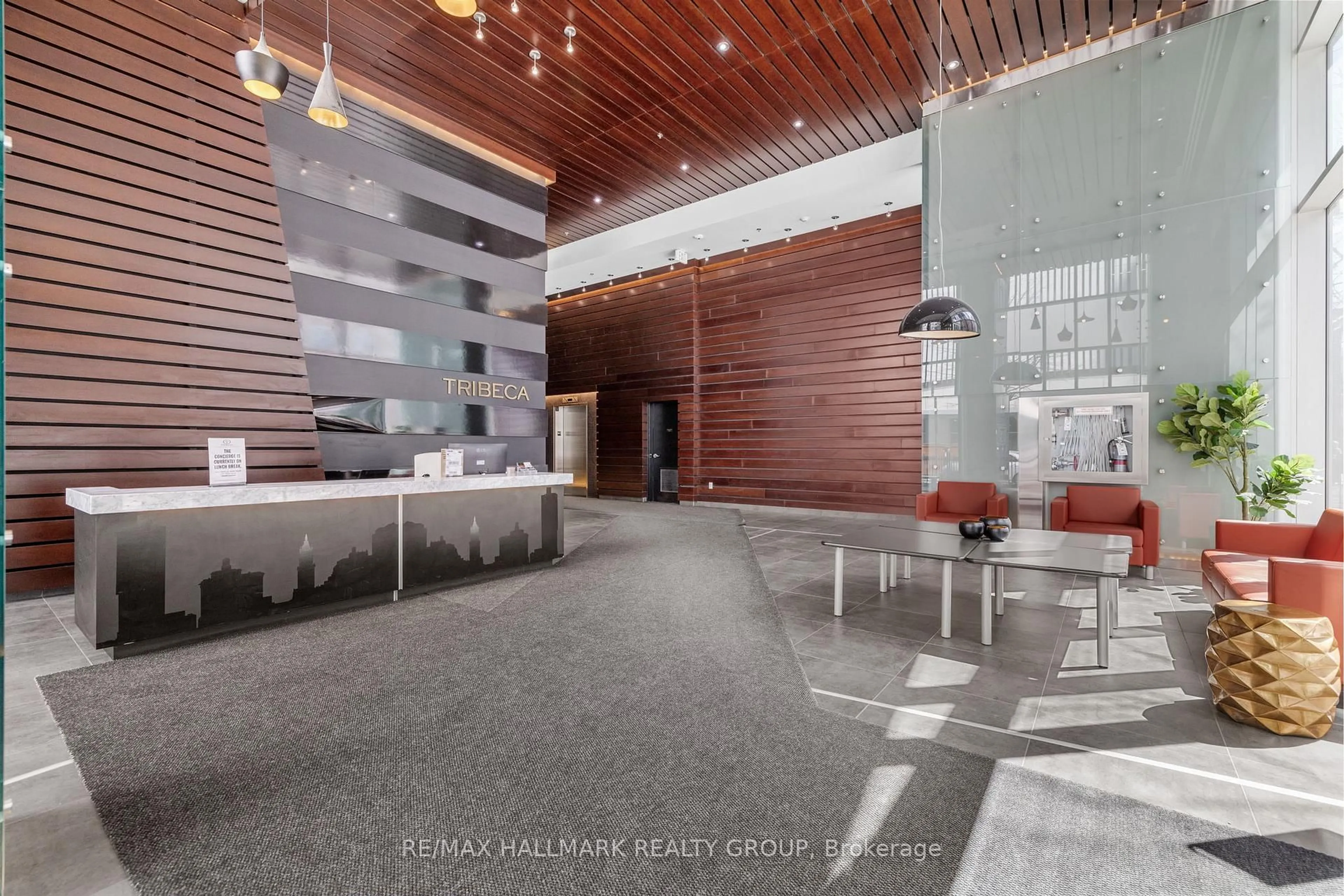 Lobby for 179 Metcalfe St #1010, Ottawa Ontario K2P 1P7