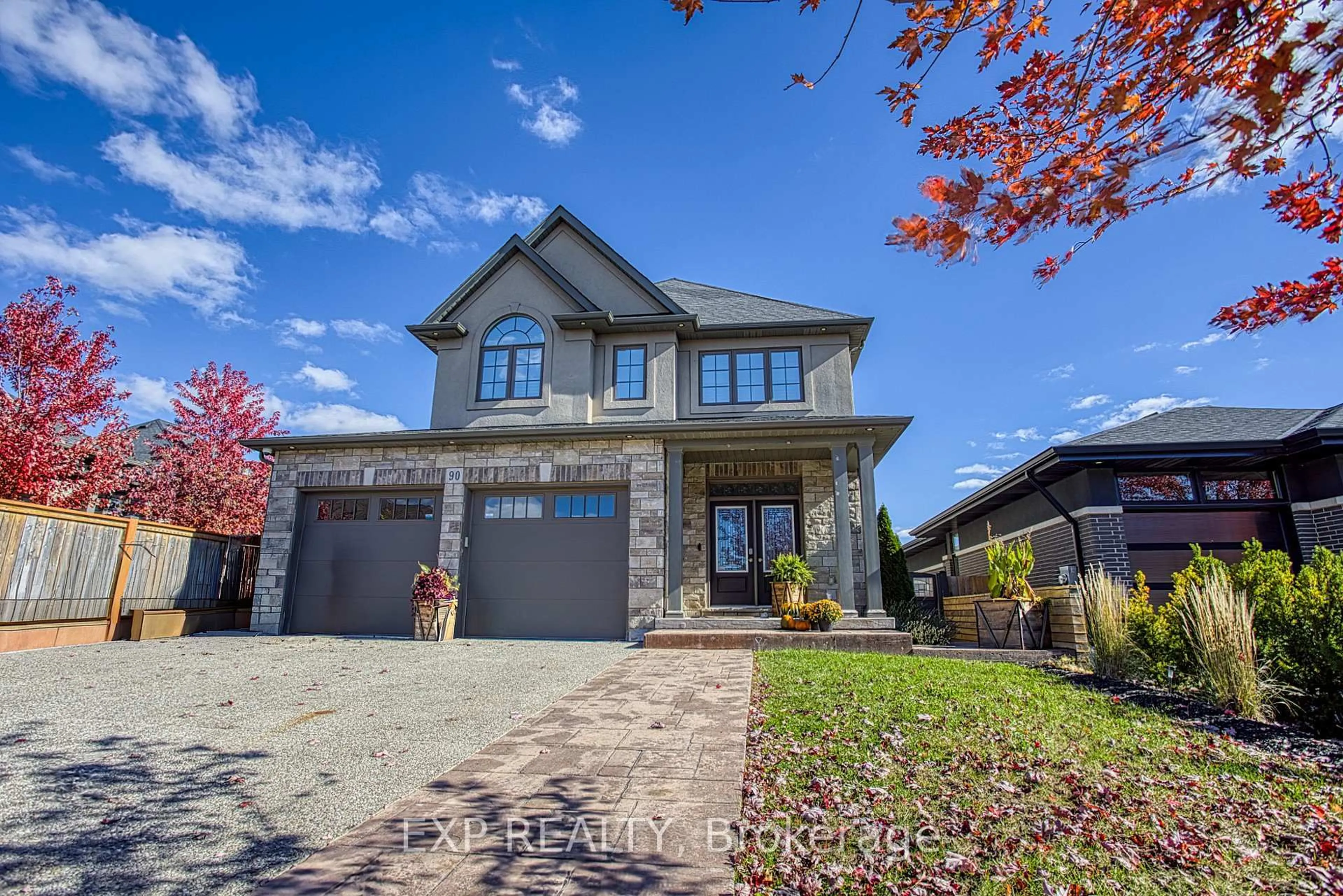 Home with brick exterior material, street for 90 Days Ave, Thorold Ontario L2V 0E6