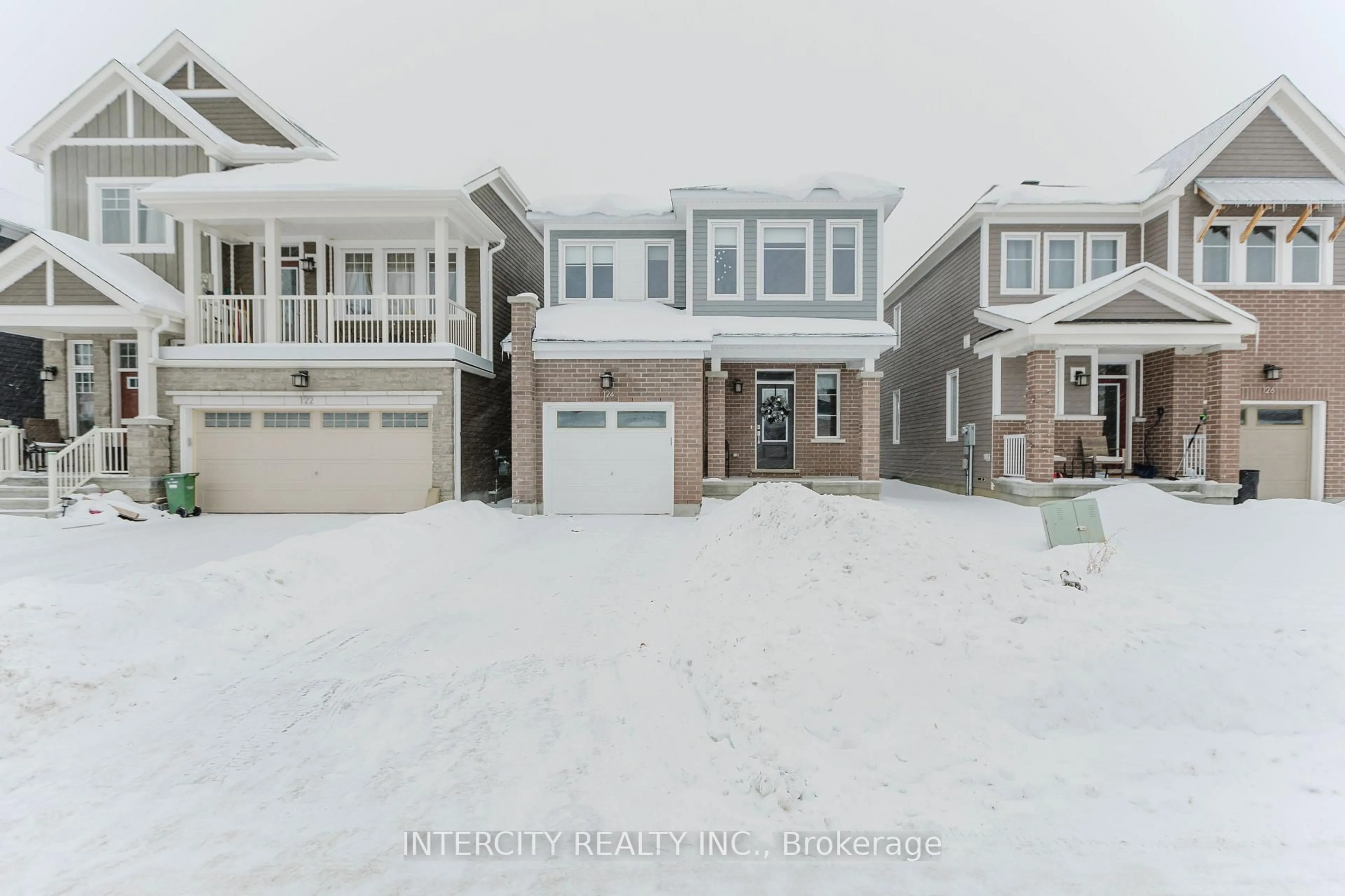 Unknown for 124 Hackamore Cres, Richmond Ontario K0A 2Z0