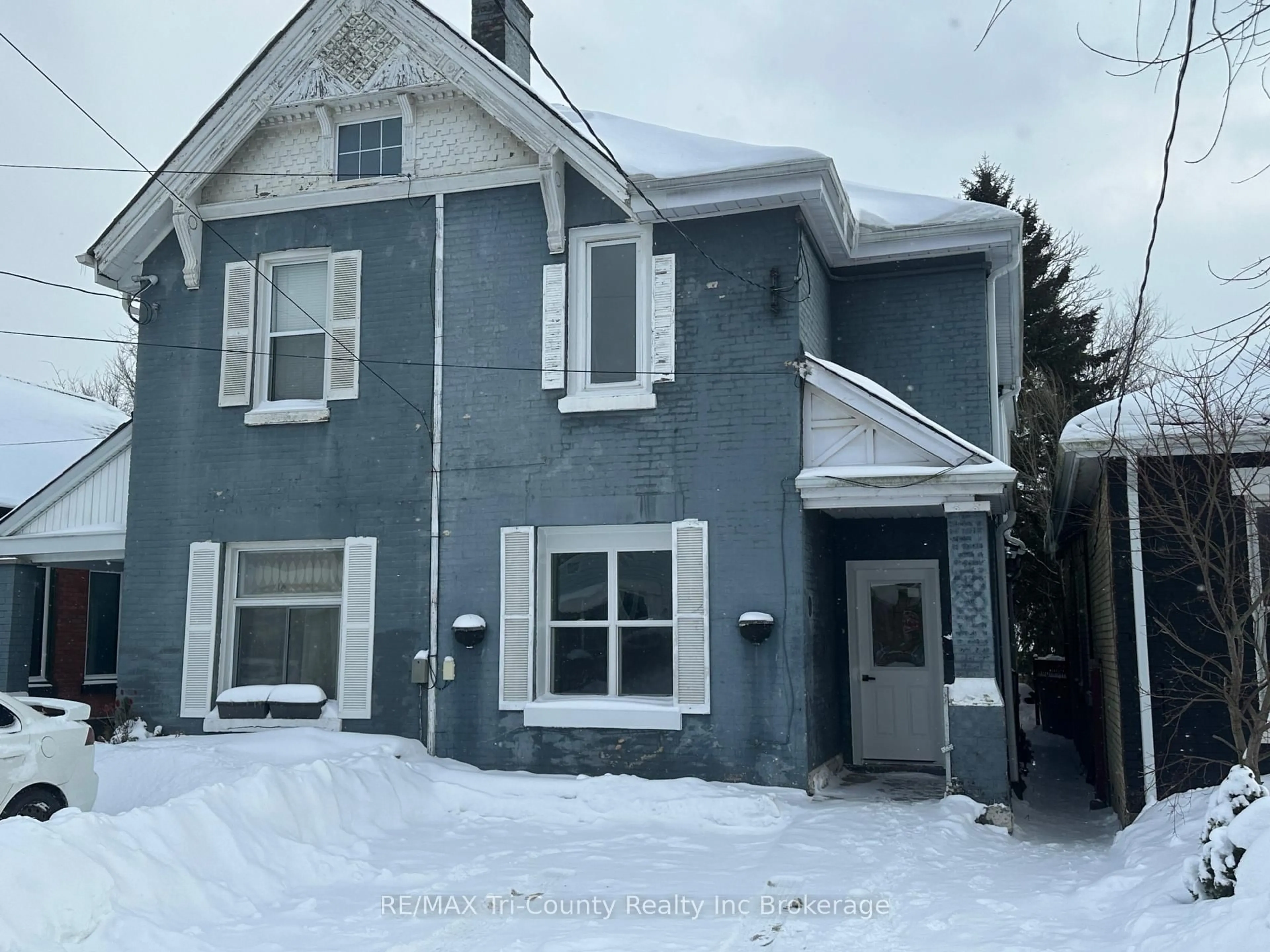 Unknown for 719 Elias St, London East Ontario N5W 3N8