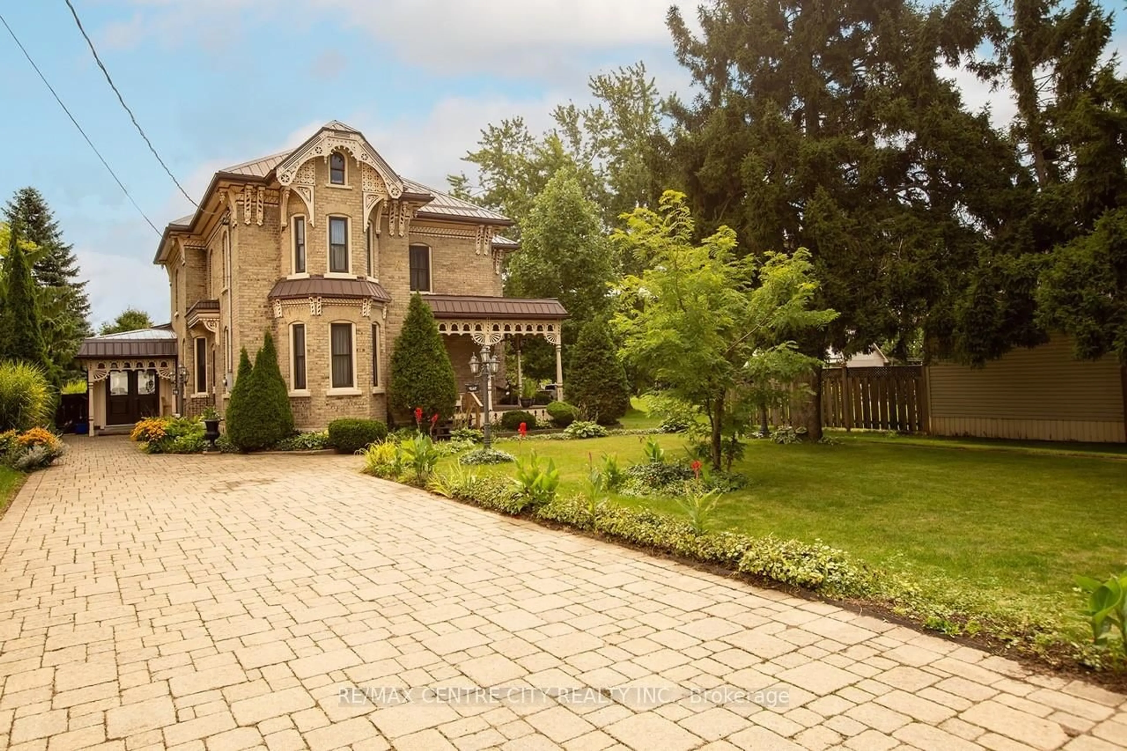 Unknown for 218 Woodstock St, East Zorra-Tavistock Ontario N0B 2R0